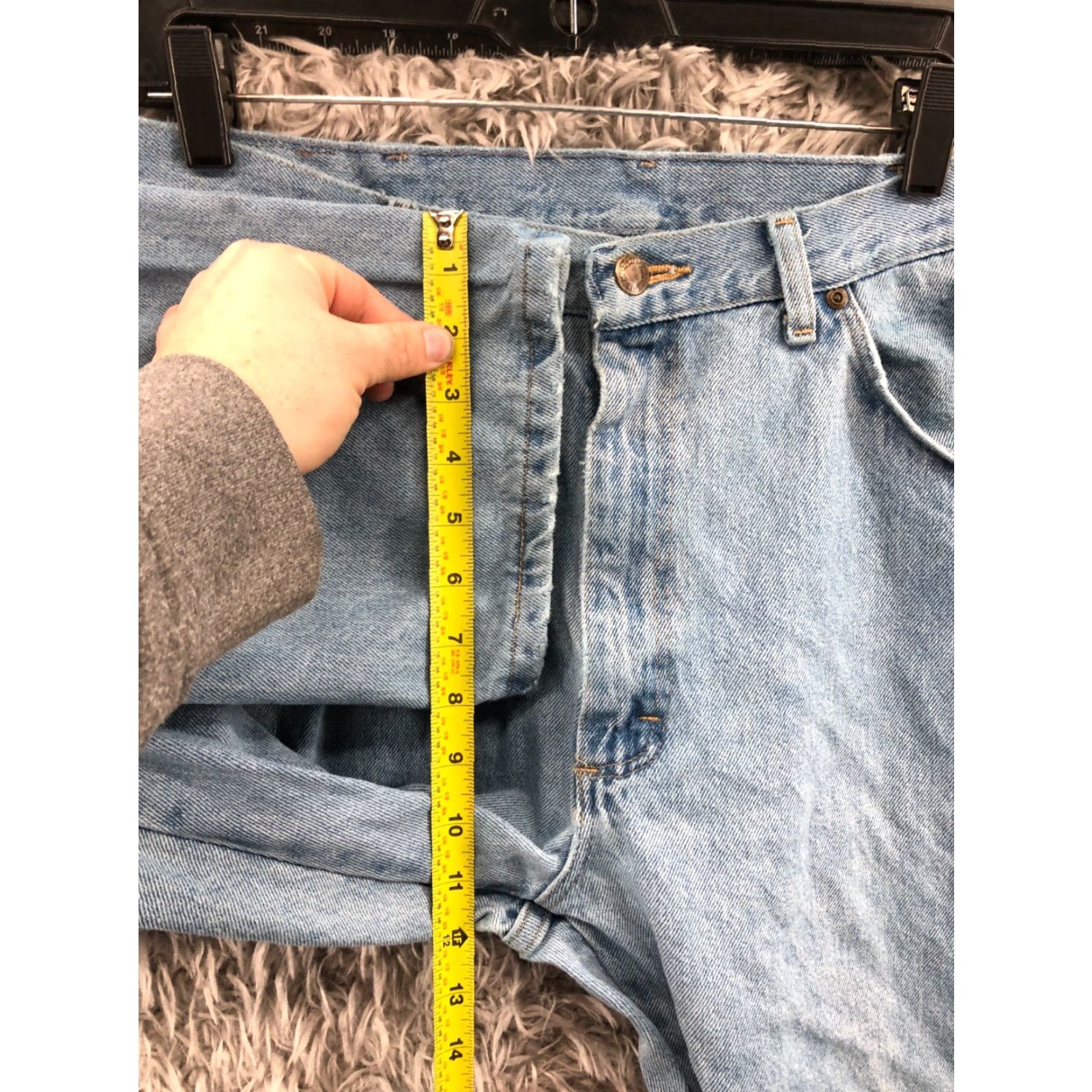 Wrangler Wrangler Blues Straight Jeans 36x34 Mens Medium Wash Blue Regular Fit Belt Loops 5-Pocket Denim Cotton Blend Mid Rise Jeans Size US 36 / EU 52 - 4 Thumbnail