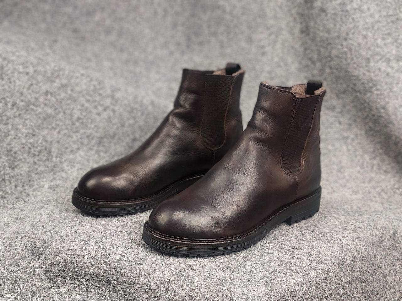 Le Grande Bleu (L.G.B.) St. Moritz Design leather fur chelsea Ankle Pull On Boots Size US 10 / IT 40 - 10 Thumbnail