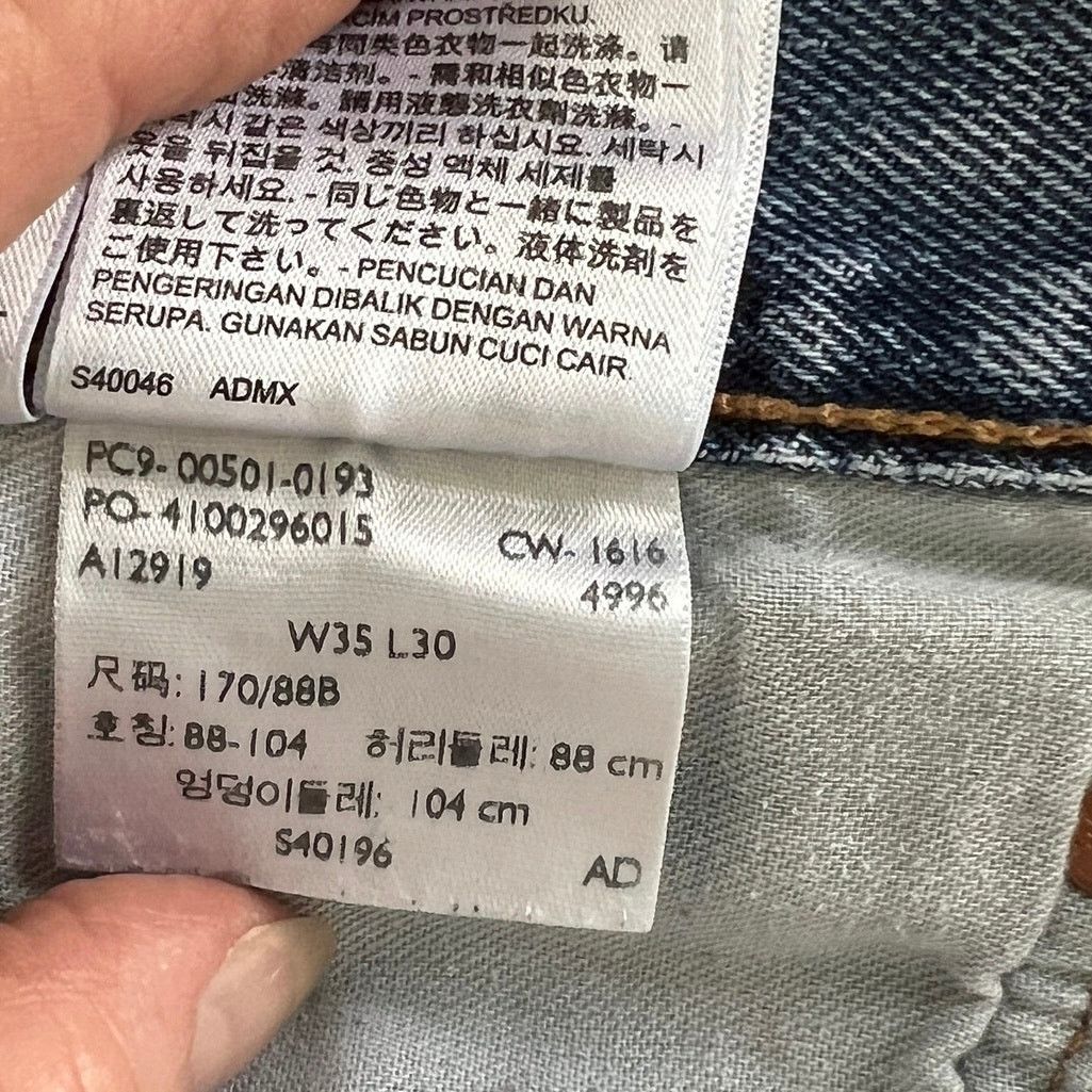 Levi's Levi’s 501 button fly blue denim jeans men 35/30 Mexico 2016 Size US 35 - 6 Thumbnail