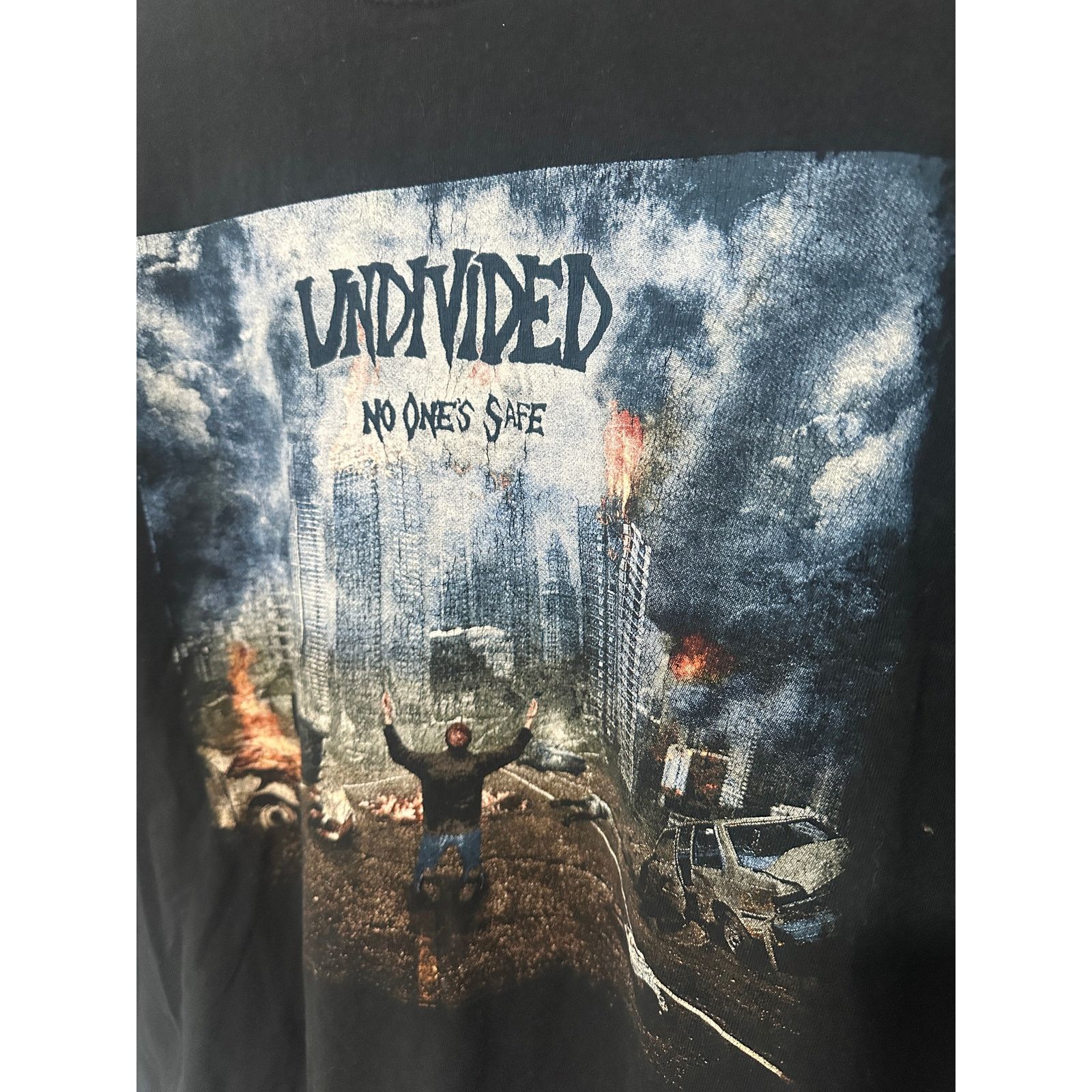 Band Tees × Gildan 2012 Undivided Tour T-Shirt - XL Size US XL / EU 56 / 4 - 2 Thumbnail
