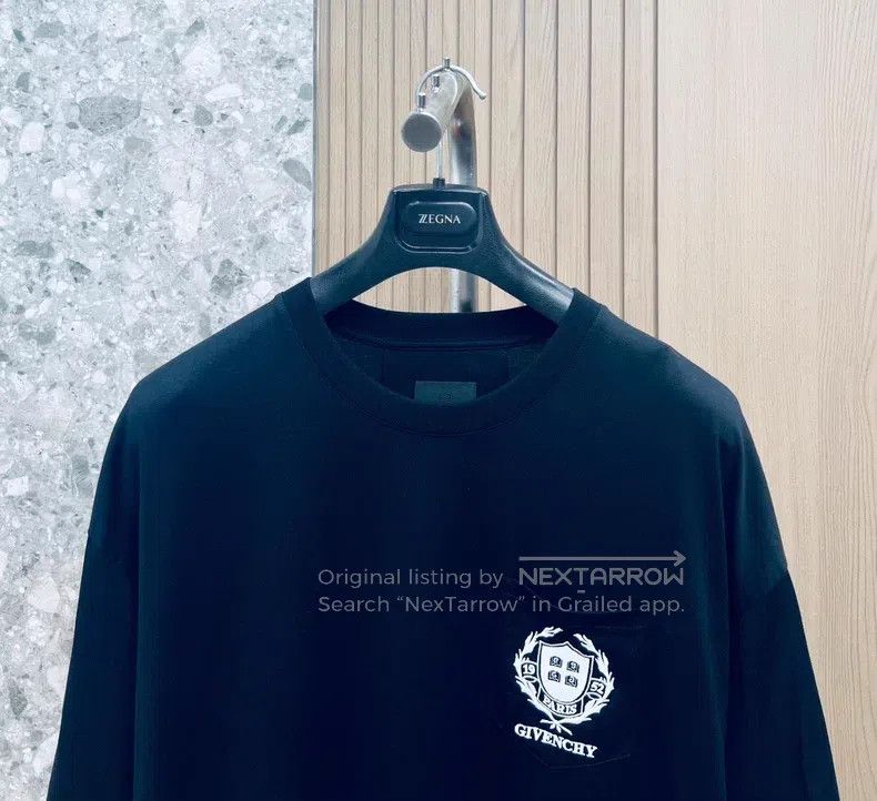 Givenchy Givenchy Men's Short Sleeve T-Shirt with Wheat Logo on Che Size US M / EU 48-50 / 2 - 3 Thumbnail