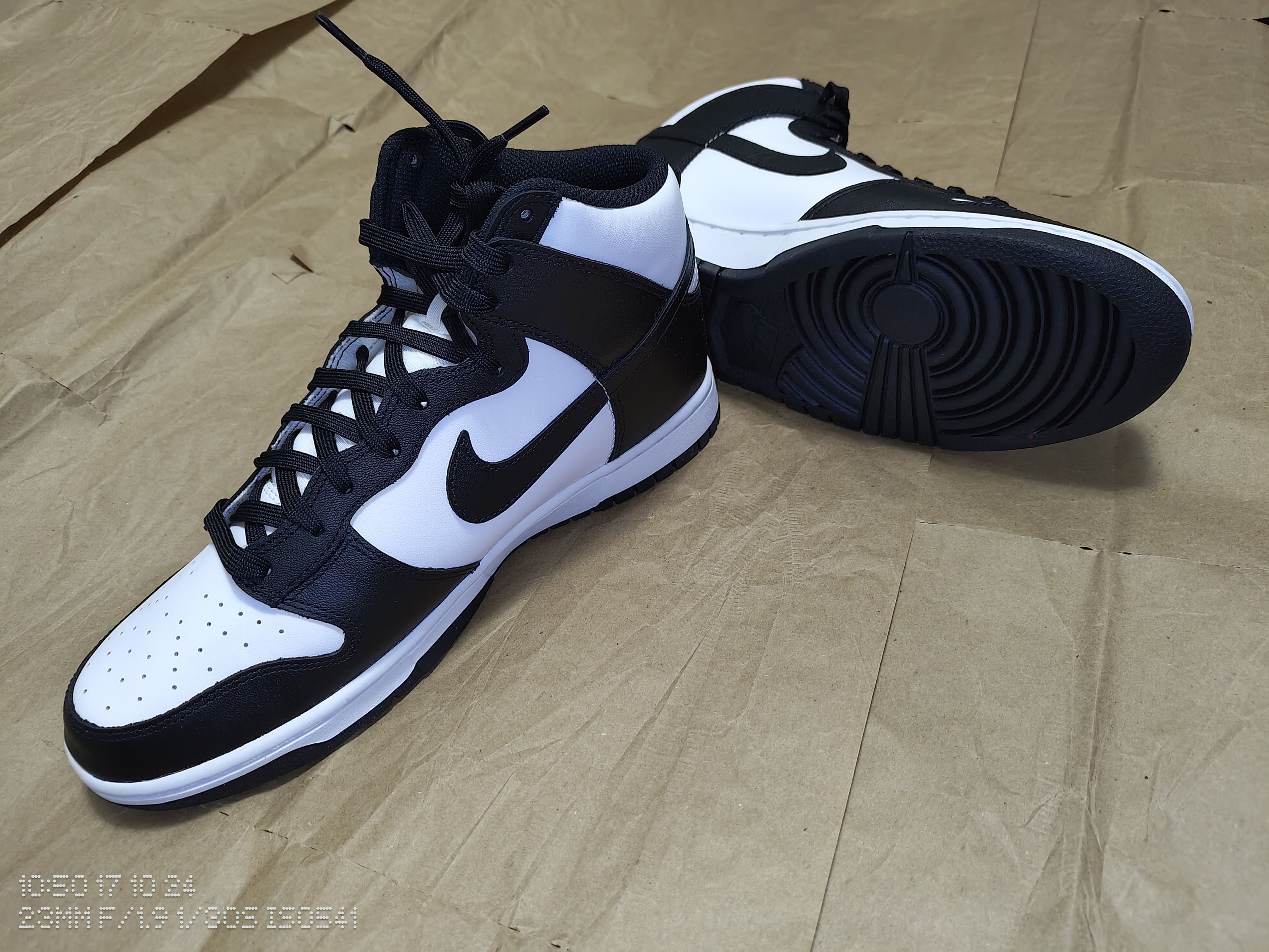 Nike Nike Dunk High Retro Black White Panda Size US 11.5 / EU 44-45 - 1 Thumbnail
