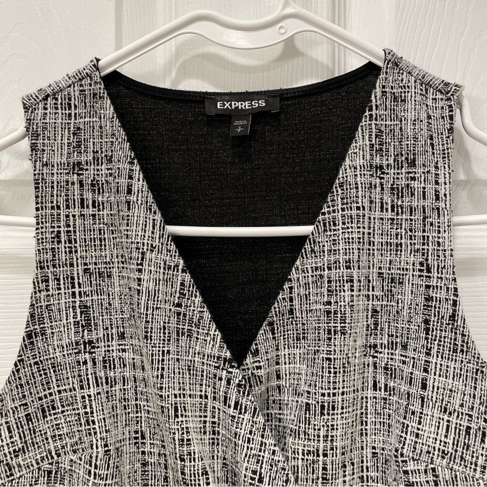 Express EXPRESS Dress S Size S / US 4 / IT 40 - 4 Thumbnail