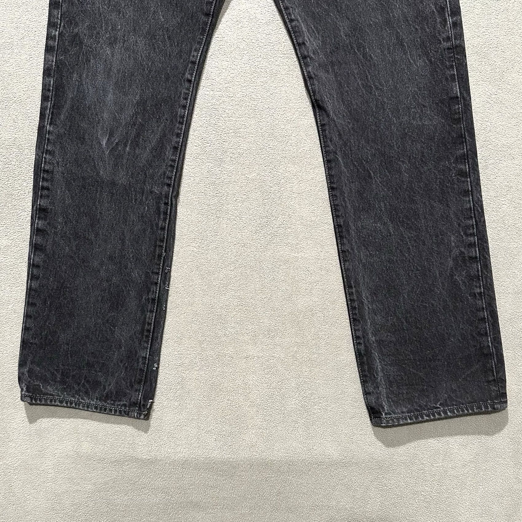 Levi's Levi's 501 Jeans Mens 34x34 Button Fly Dark Denim GUC Regular Fit Straight 5-Pocket Black 33x30.5 Inseam Vintage No Size US 34 / EU 50 - 5 Thumbnail