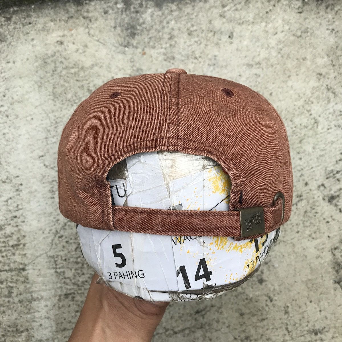 If Six Was Nine SICK.. y2k hat the puccini Size ONE SIZE - 6 Thumbnail