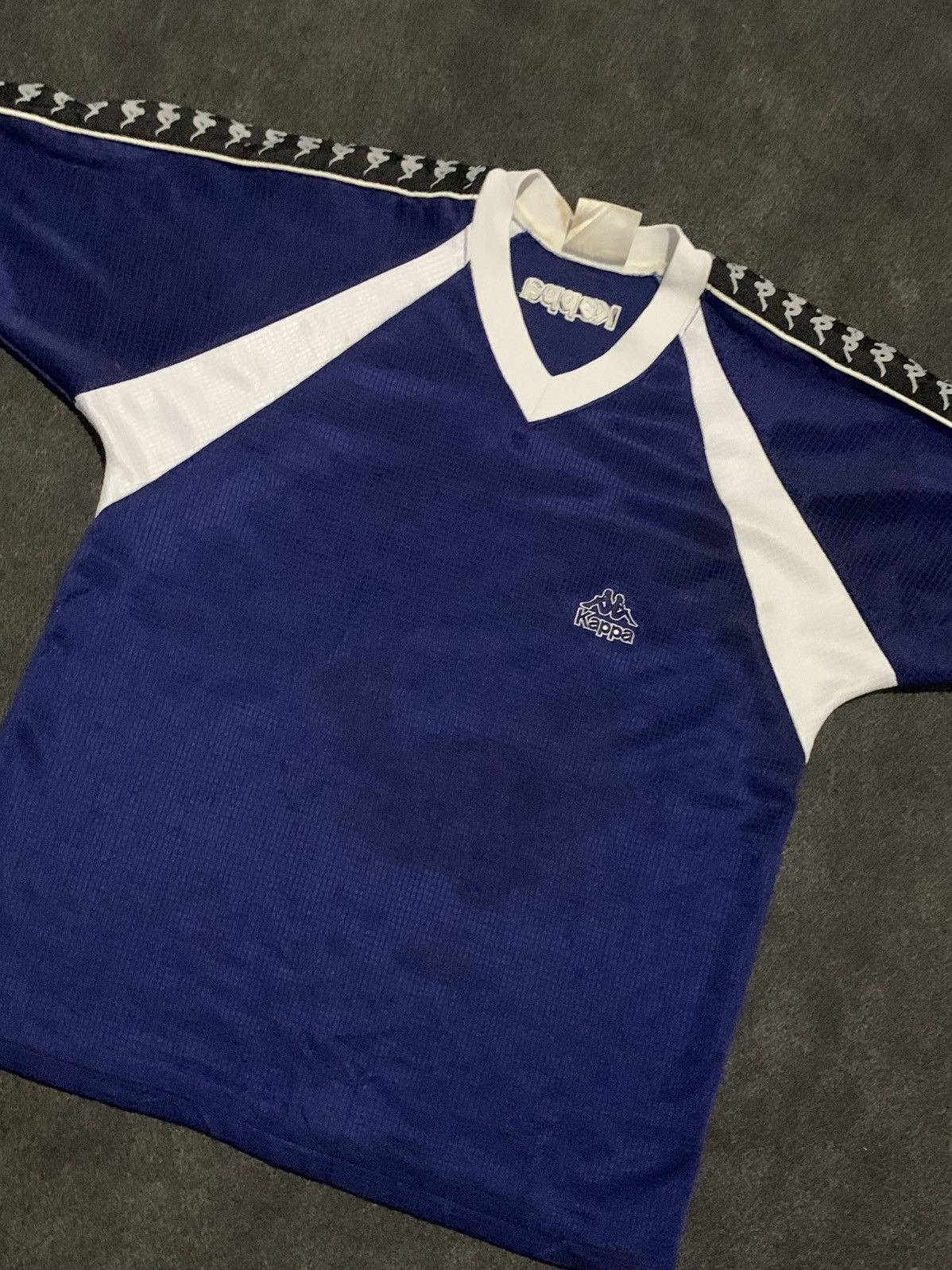 Kappa Vintage Kappa Embroidered vneck Soccer Jersey Size US XL / EU 56 / 4 - 3 Thumbnail