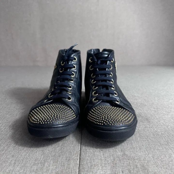 Louis Vuitton Stylish High-Top Lace-Up Sneakers -2508
