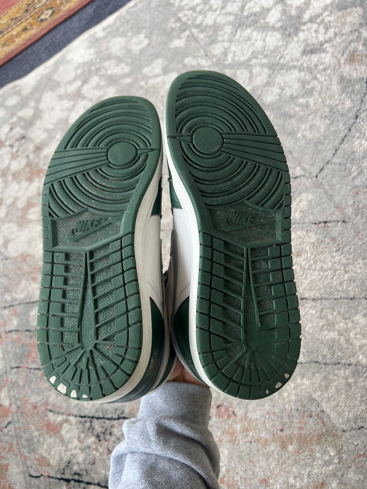 Jordan Brand Nike Air Jordan 1 High OG Green White Size US 14 / EU 47 - 14 Thumbnail