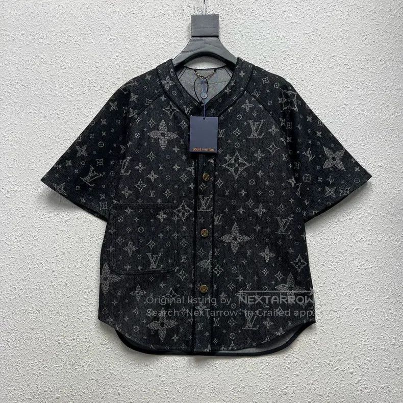 Louis Vuitton Louis Vuitton Three Flowers Full Print Gypsophila panicula Size US XS / EU 42 / 0 - 1 Thumbnail