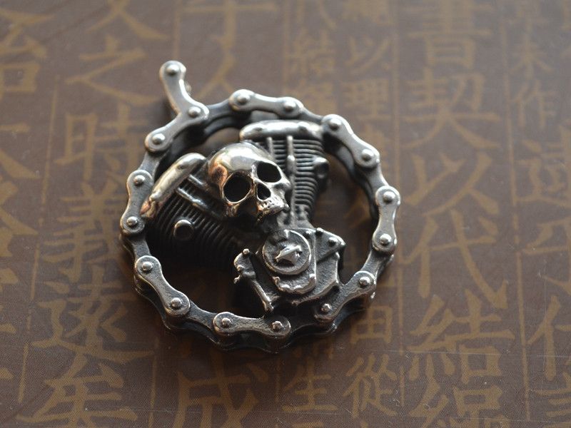 Other Skull Modern STEAL! Y2K Chains Necklace Chain Size ONE SIZE - 2 Thumbnail
