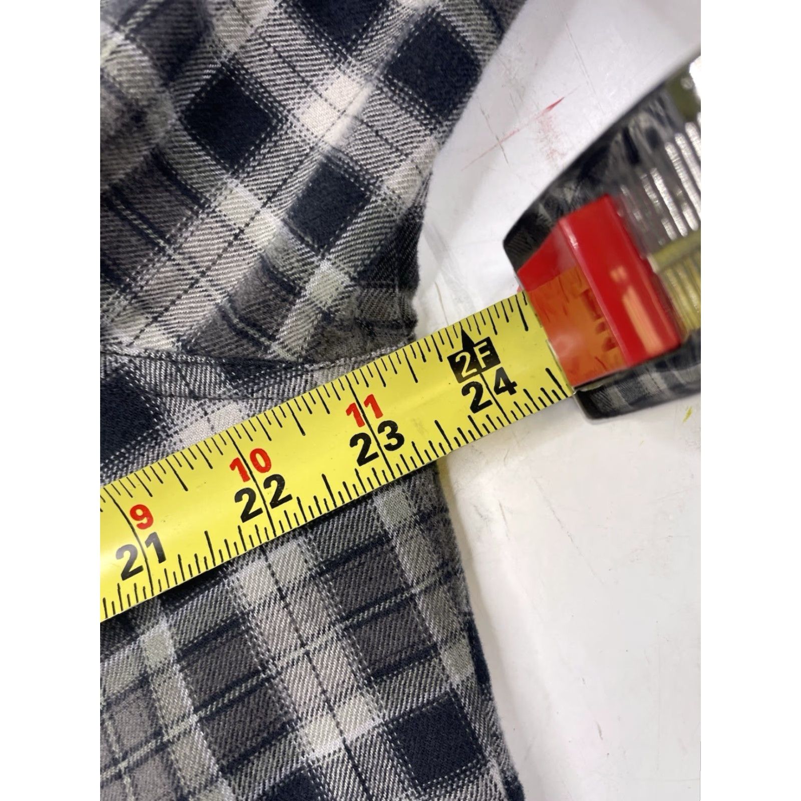 Vintage Kuhl Mens Large Dillinger Flannel Shirt Gray Plaid Button Long Sleeve 7186 Size US L / EU 52-54 / 3 - 6 Thumbnail