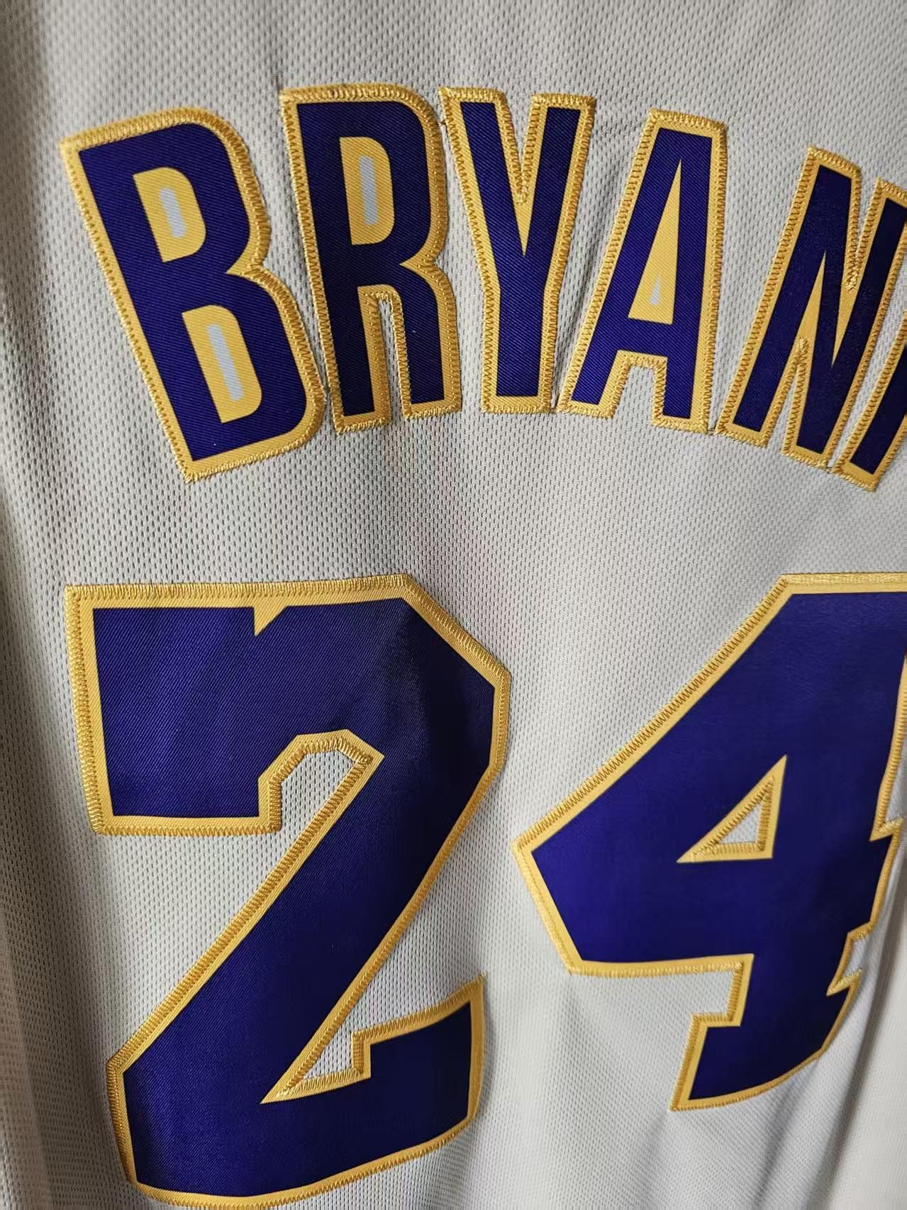 NBA Lakers #24 Kobe Bryant Jersey Size US S / EU 44-46 / 1 - 5 Thumbnail
