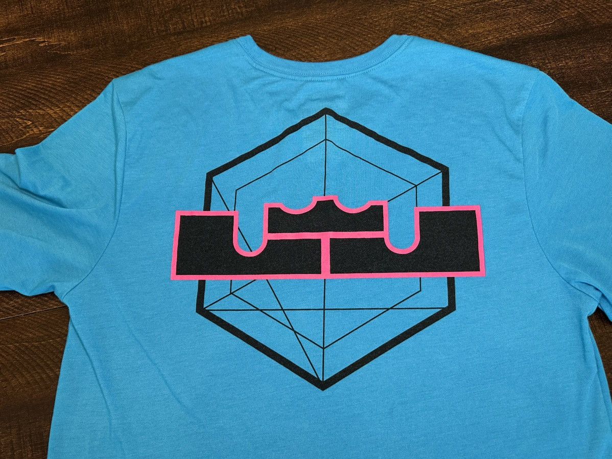 Nike Nike Lebron James Men’s T-shirt Blue South Beach-Size Medium Size US M / EU 48-50 / 2 - 10 Thumbnail