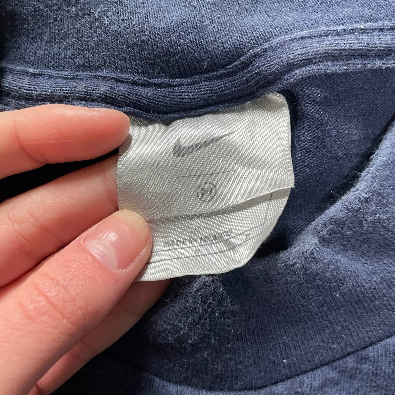 Nike VINTAGE Y2K TURTLENECK NIKE LOGO DRILL STREETWEAR Size US M / EU 48-50 / 2 - 3 Thumbnail