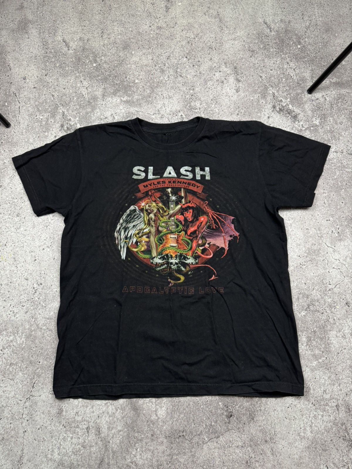 Band Tees Vintage Black Tee T-Shirt Print Slash Meyles Kennedy Music Size US L / EU 52-54 / 3 - 1 Thumbnail