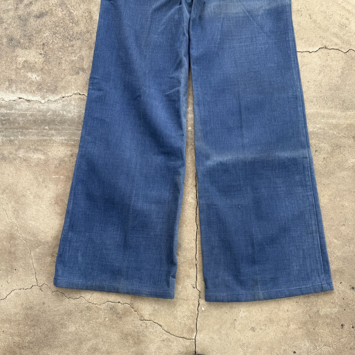 Levi's Vintage 80s Levi’s French work Bell Bottoms flared bootcut Size US 34 / EU 50 - 5 Thumbnail