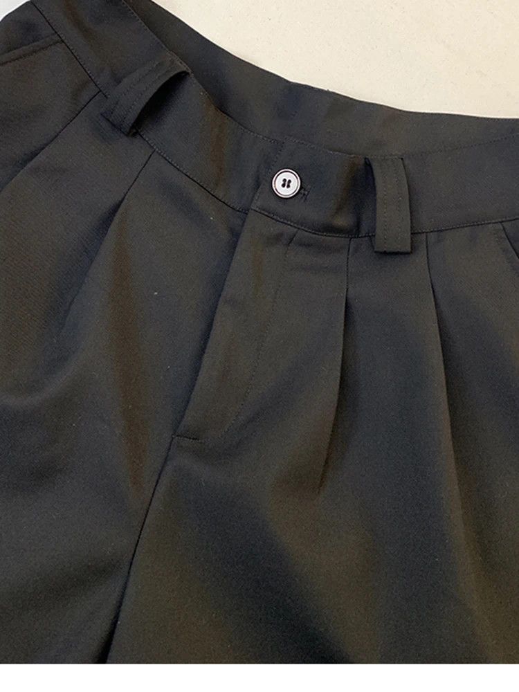 Japanese Brand High Waist Short Size US 32 / EU 48 - 4 Thumbnail