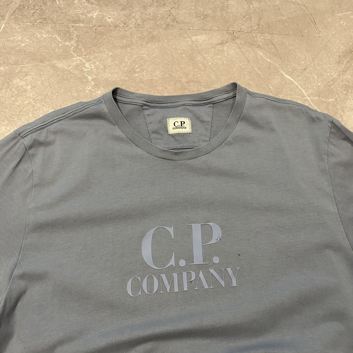 C.P. Company C.P. COMPANY TEE CENTER LOGO Size US L / EU 52-54 / 3 - 3 Thumbnail