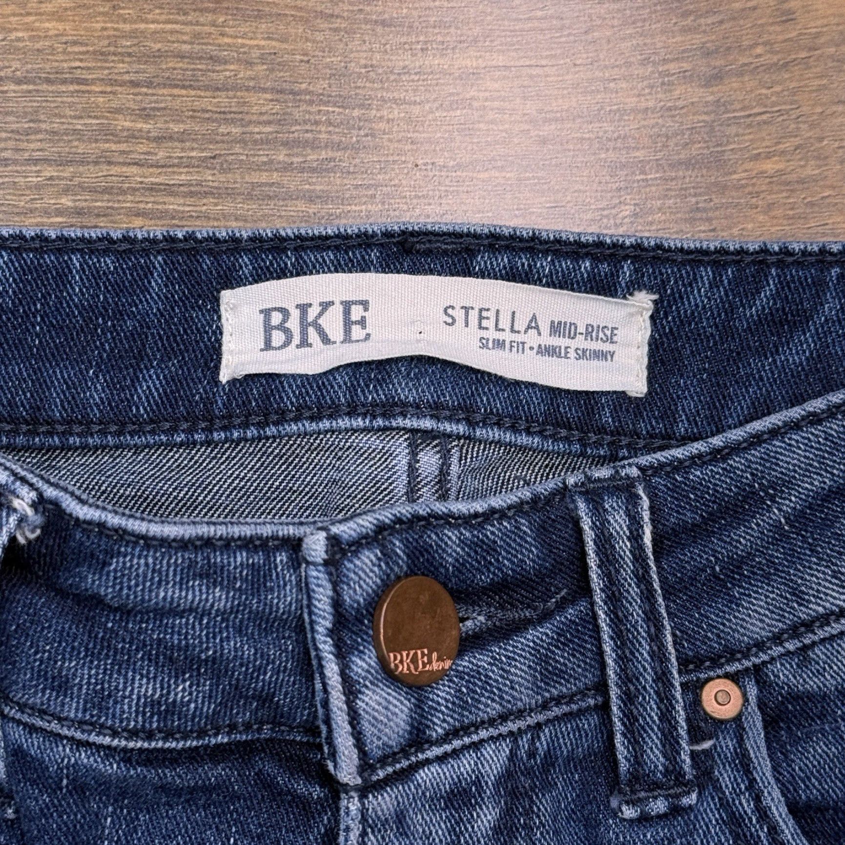 Vintage BKE Stella Ankle Skinny Jeans Womens 25 Mid Rise Stretch Distressed Jeans Blue 5-Pocket Denim Slim Regular Inseam 25.5in Size 42" / US 20 - 4 Thumbnail