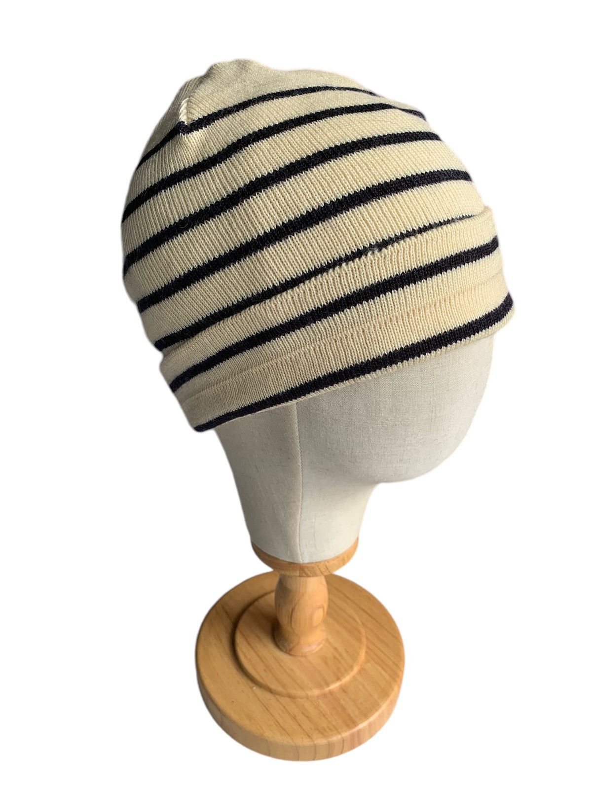 Knitted Made In France Winter session Rare Beanie Hats