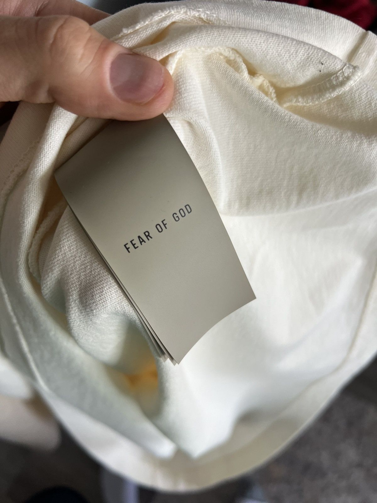 Fear of God NWT - Main label cream oversized cotton t-shirt Size US M / EU 48-50 / 2 - 6 Thumbnail