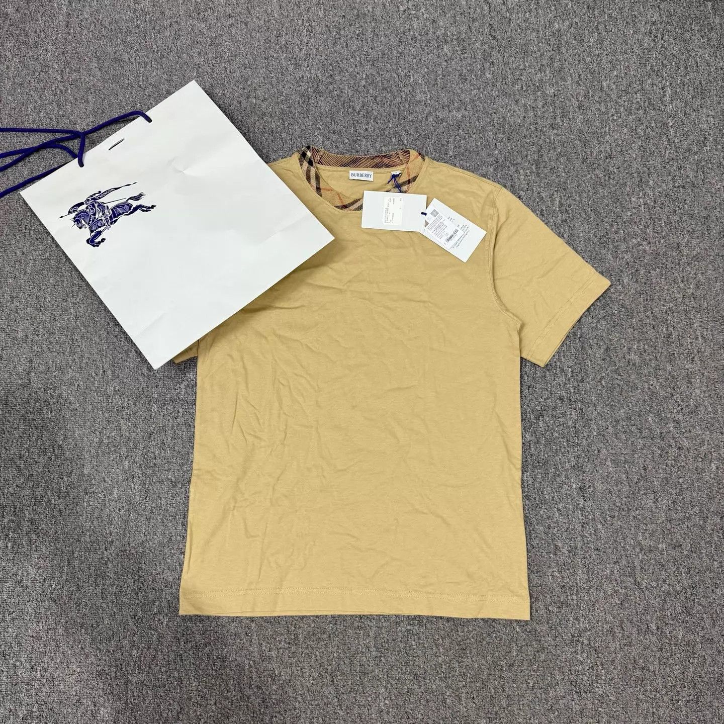Burberry Burberry Khaki Collar Check SS NWT S Size US S / EU 44-46 / 1 - 1 Thumbnail
