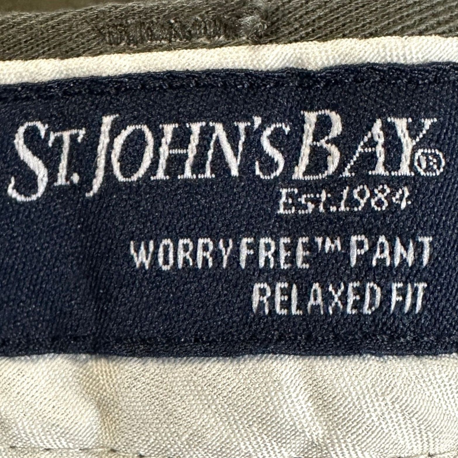 Vintage St. John's Bay Pants Khaki Men 44X29 Big Tall Olive Green Pleated Relaxed Fit NEW Size US 44 / EU 60 - 4 Thumbnail