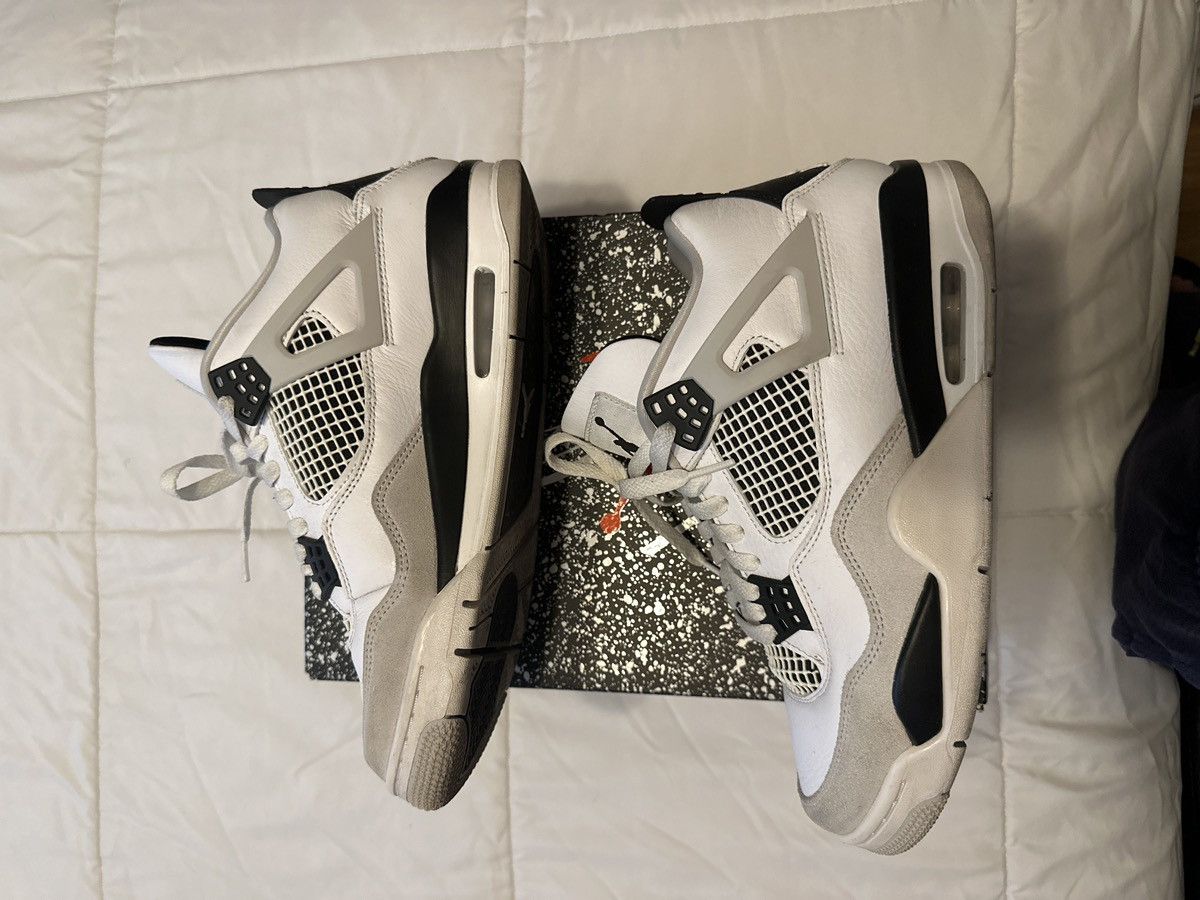 Jordan Brand Air Jordan 4 retros Size US 8.5 / EU 41-42 - 2 Thumbnail