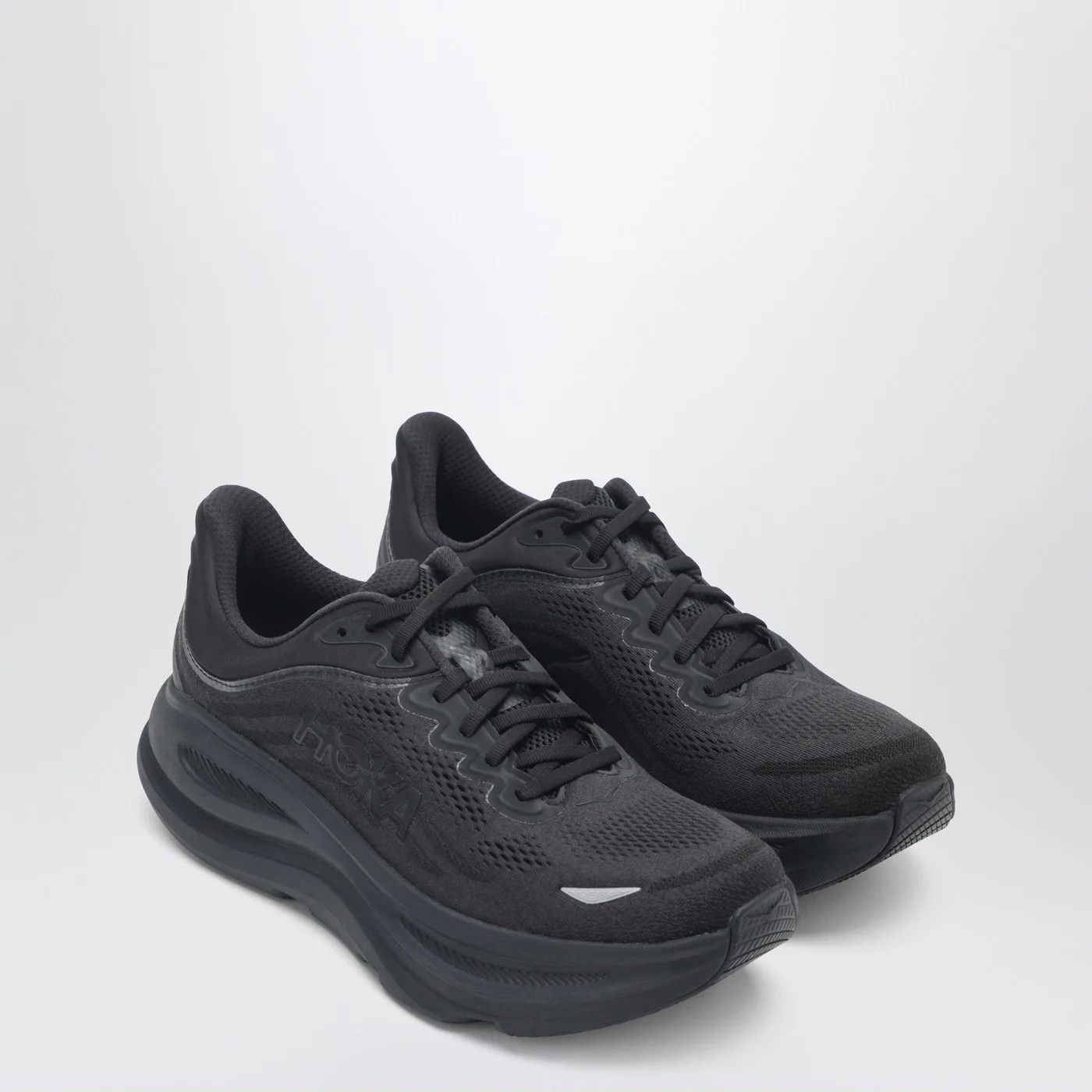 Hoka o1d2blof0426 Bondi 9 Low-Top Sneakers in Black Size US 9 / EU 42 - 2 Thumbnail