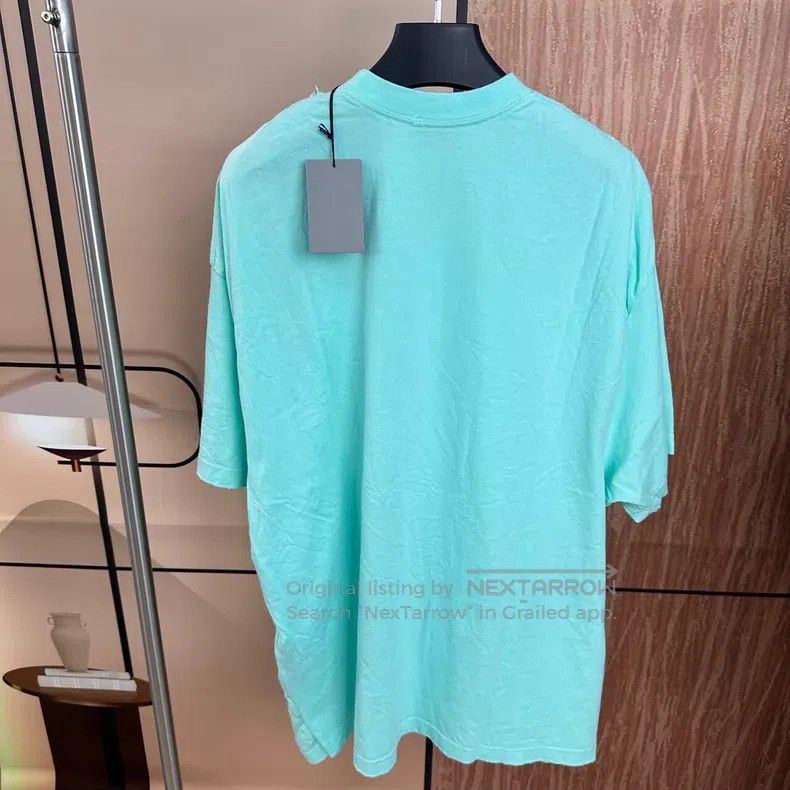 Balenciaga Balenciaga Mint Green Bieber Short Sleeve Size US L / EU 52-54 / 3 - 2 Thumbnail