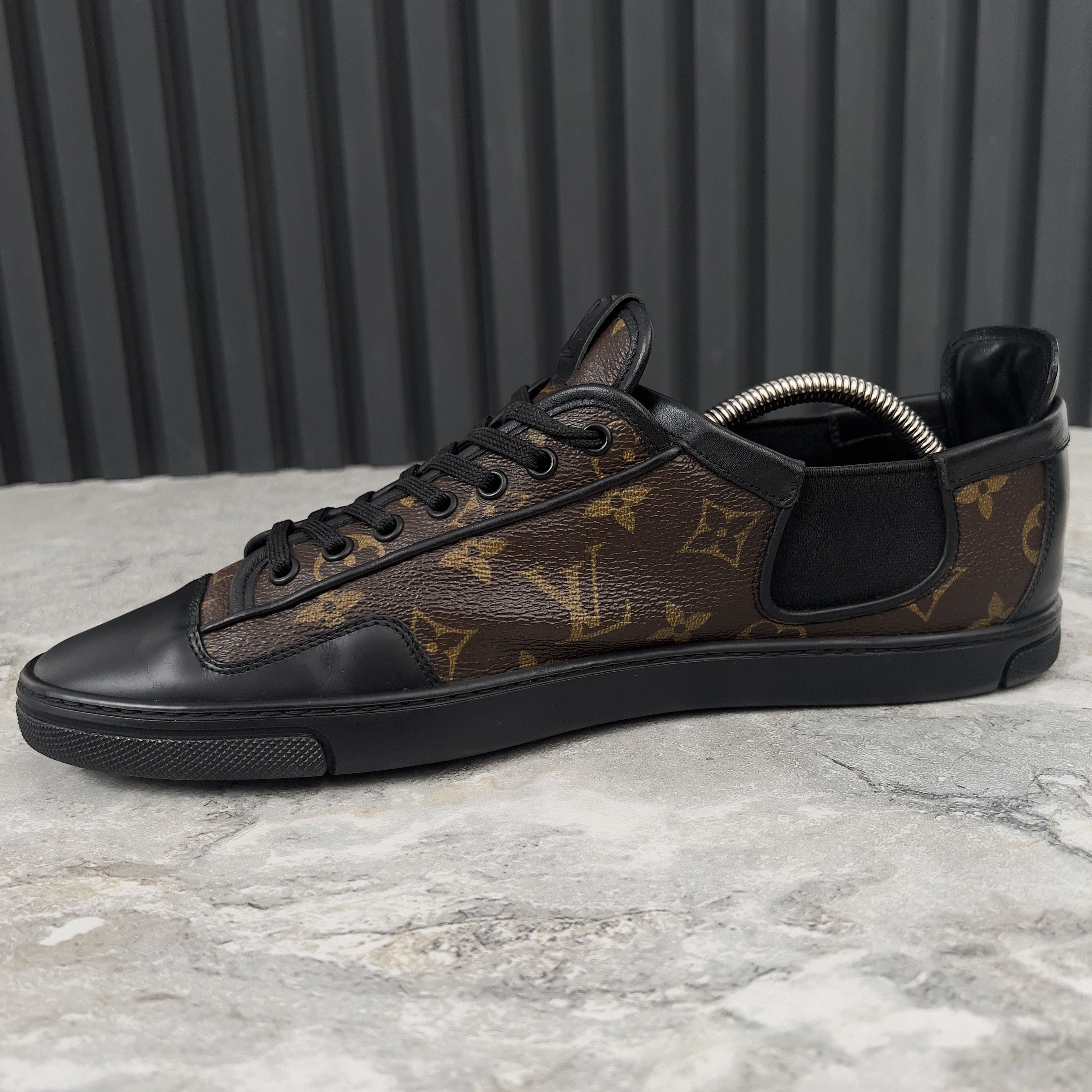 Louis Vuitton Louis Vuitton Slalom Monogram Canvas Sneakers Leather Size US 9.5 / EU 42-43 - 8 Thumbnail