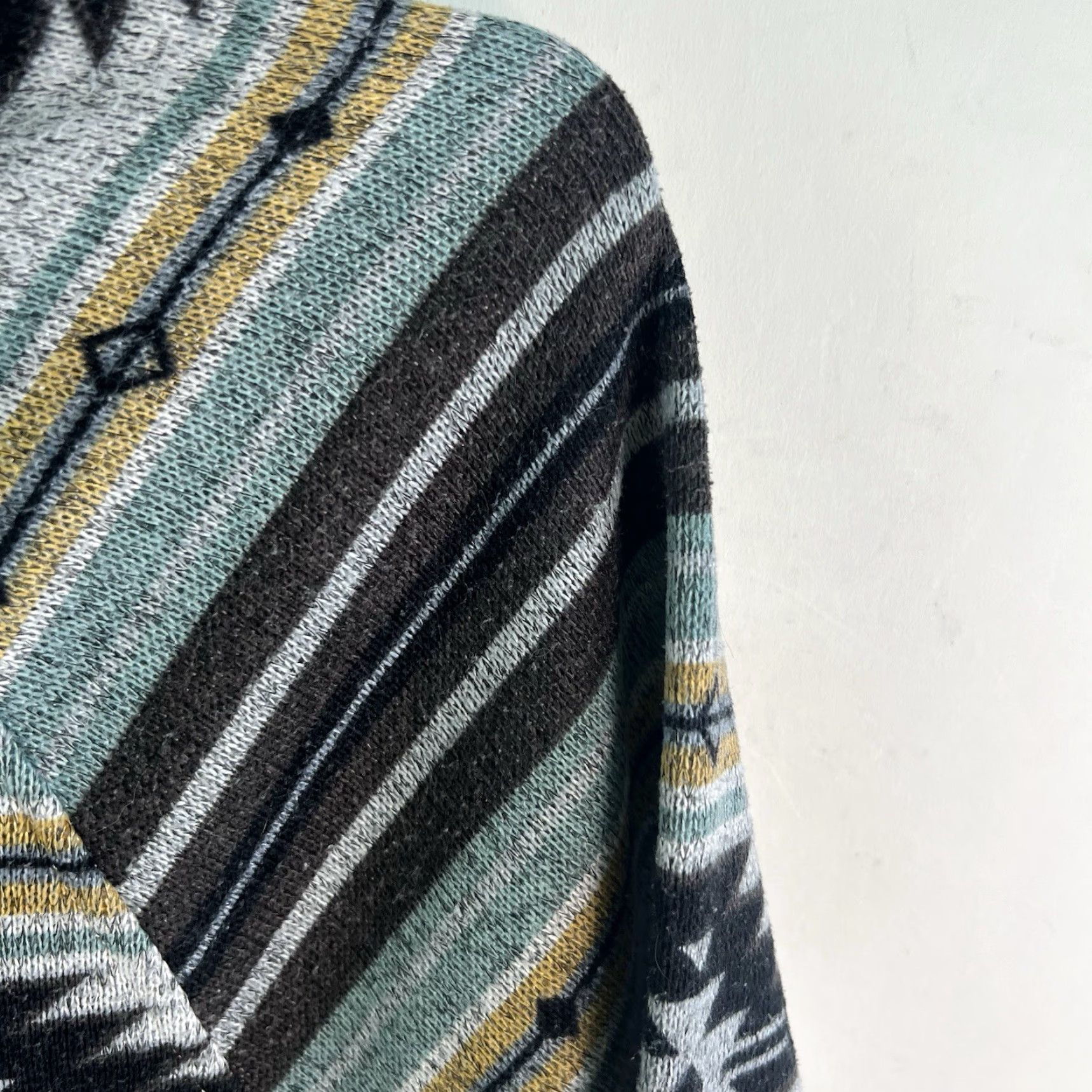 Vintage rue 21 Aztec Southwest Knit Pullover Hoodie Womens M Geometric Blue Aztec Phase (Brand: rue21) Size M / US 6-8 / IT 42-44 - 2 Thumbnail