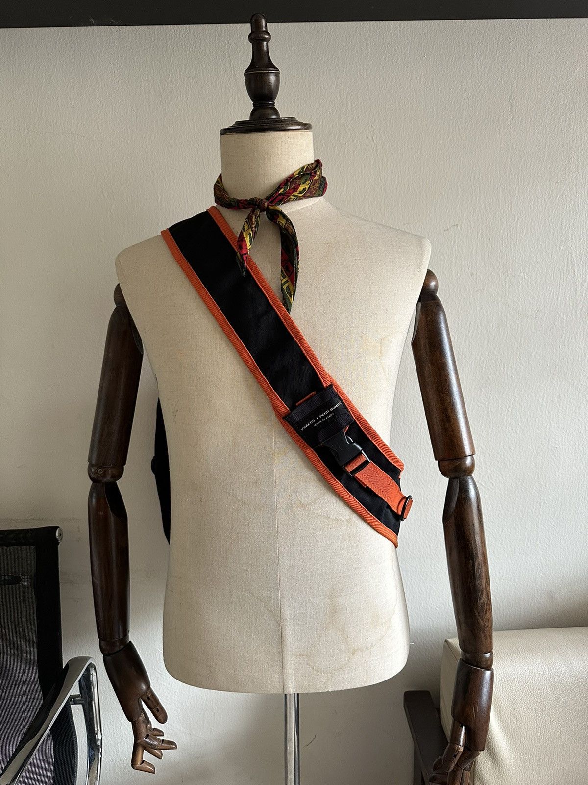Yohji Yamamoto 2000s Yohji Yamamoto Pour Homme Yssac Crossbody Bag Size ONE SIZE - 12 Thumbnail