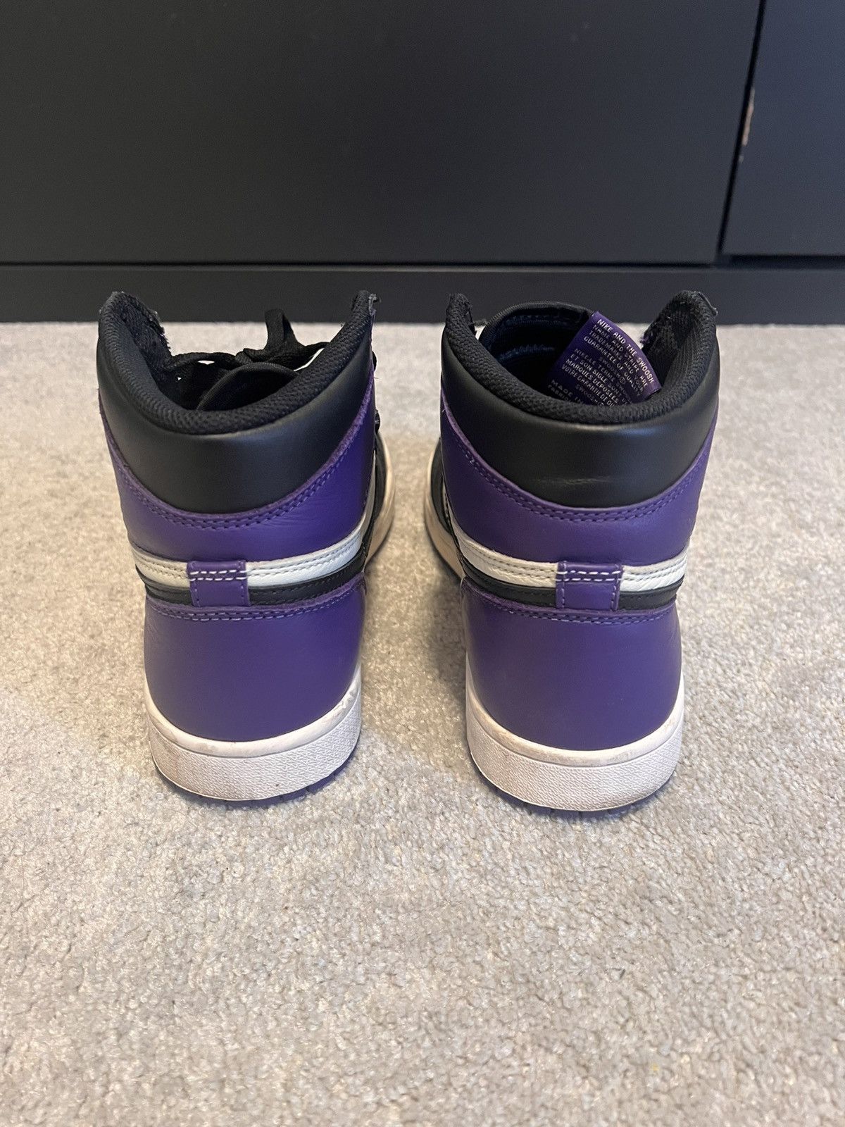 Jordan Brand Jordan 1 Retro High OG ‘Court Purple’ (2018) Size US 9 / EU 42 - 6 Thumbnail