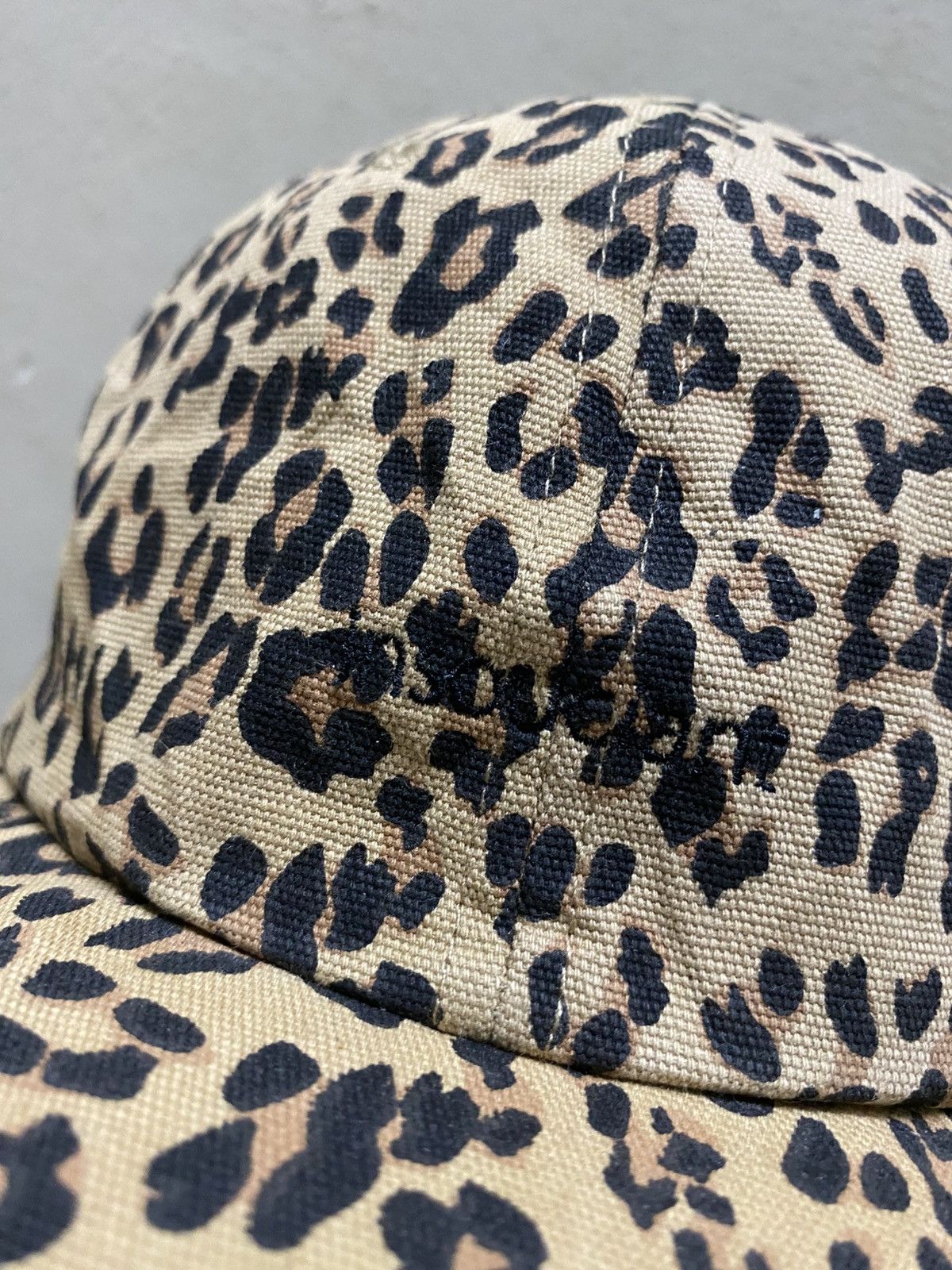 Beauty Beast × If Six Was Nine × Le Grande Bleu (L.G.B.) Y2K Hats Ripped Leopard Size ONE SIZE - 2 Thumbnail