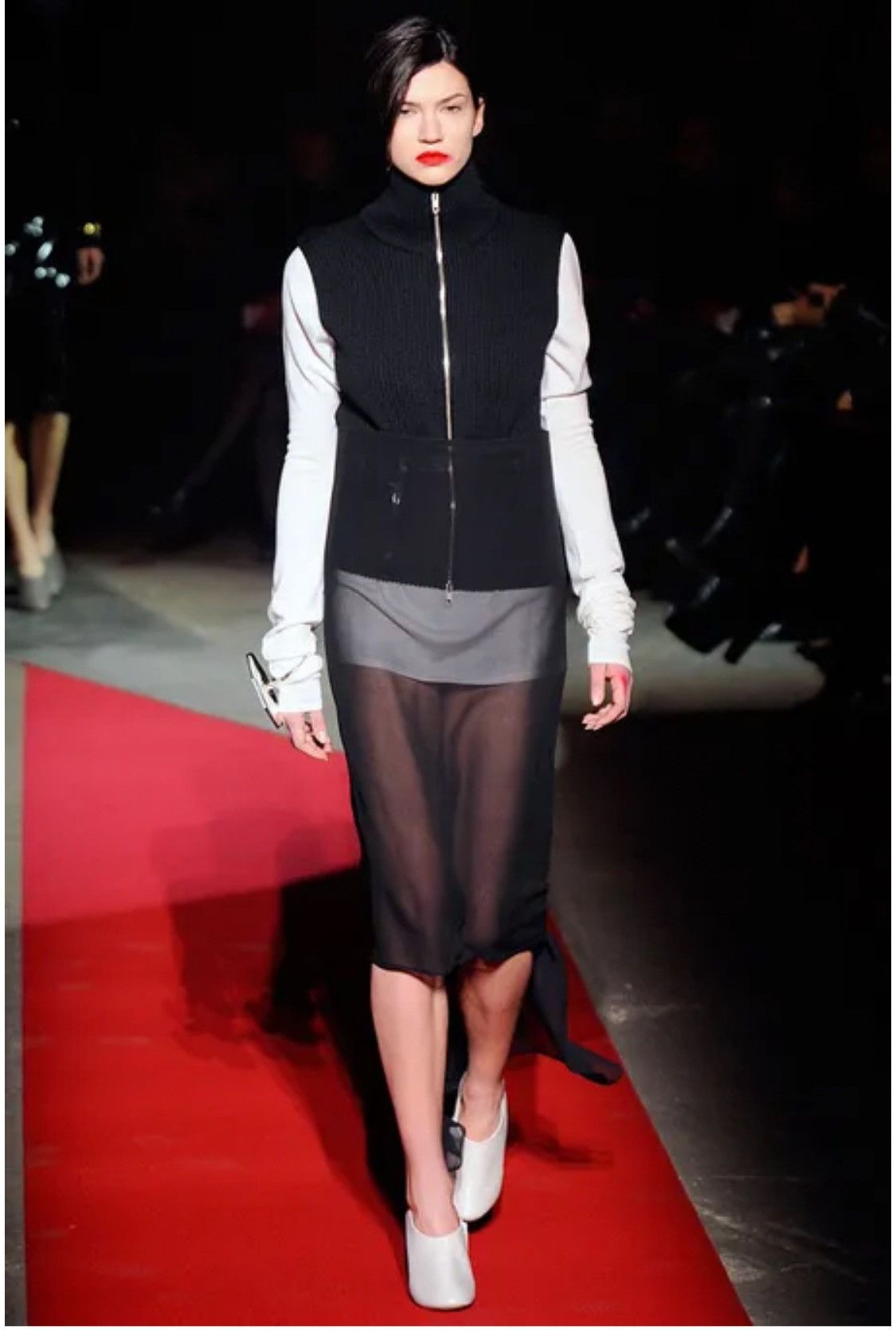Maison Margiela Fall 2010 Ribbed Zip Front Vest With Sheer Panel Size US M / EU 48-50 / 2 - 2 Thumbnail