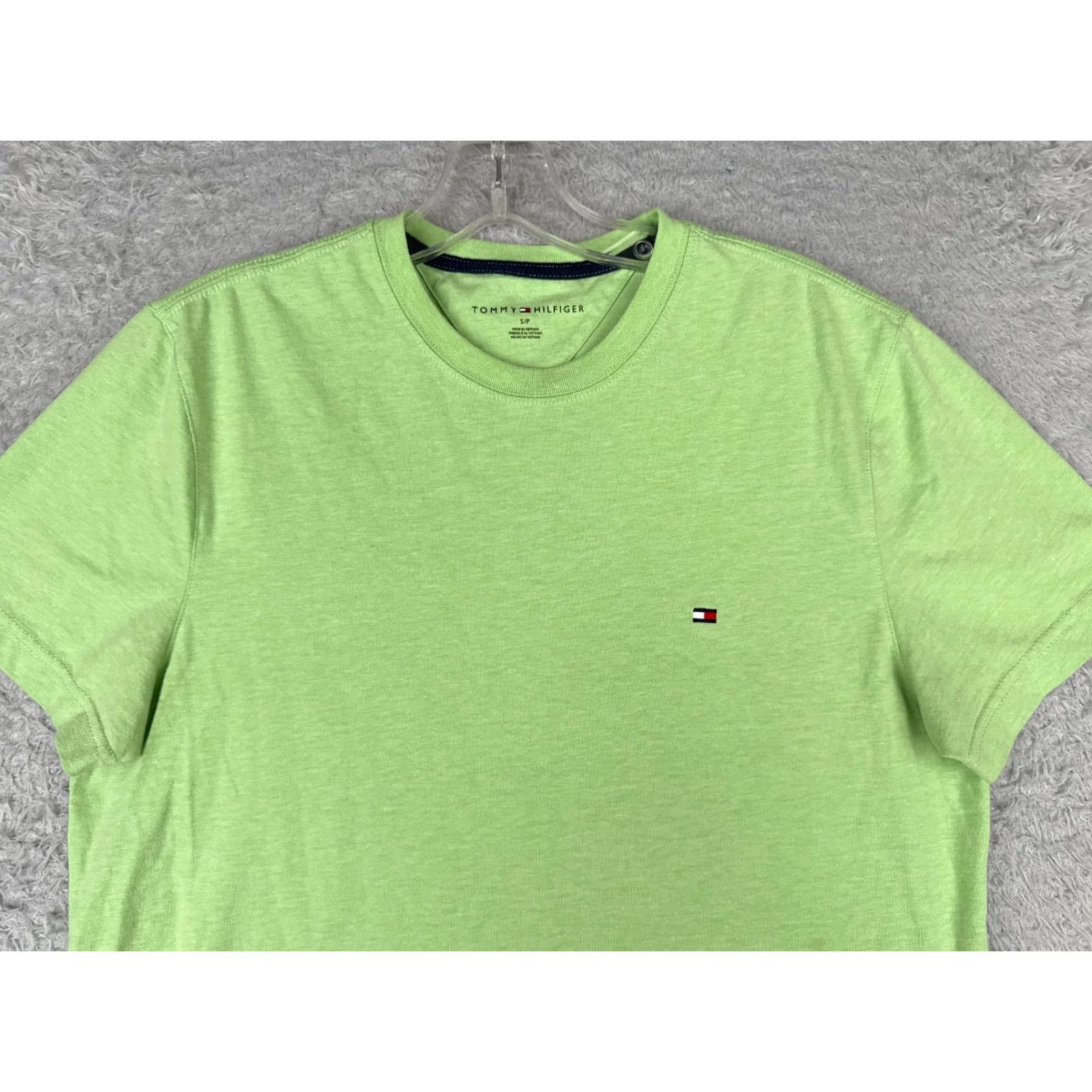 Tommy Hilfiger Tommy Hilfiger Shirt Men Small Petite Green Crew Neck Cotton Blend Short Sleeve Shirt Size US S / EU 44-46 / 1 - 4 Thumbnail
