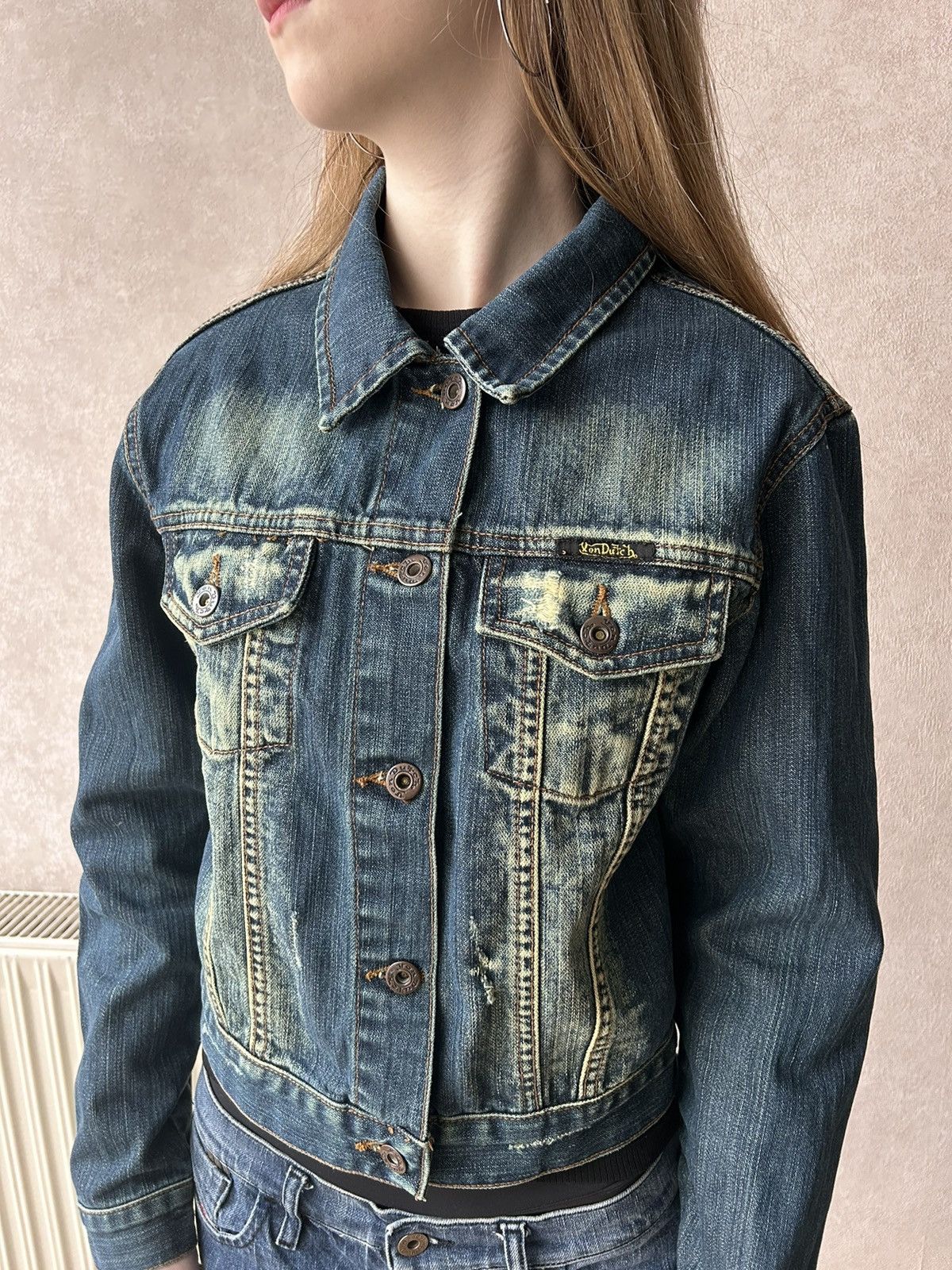 Von Dutch 00s Von Dutch Tattoo Distressed Denim Button Jacket Y2K Size S / US 4 / IT 40 - 3 Thumbnail