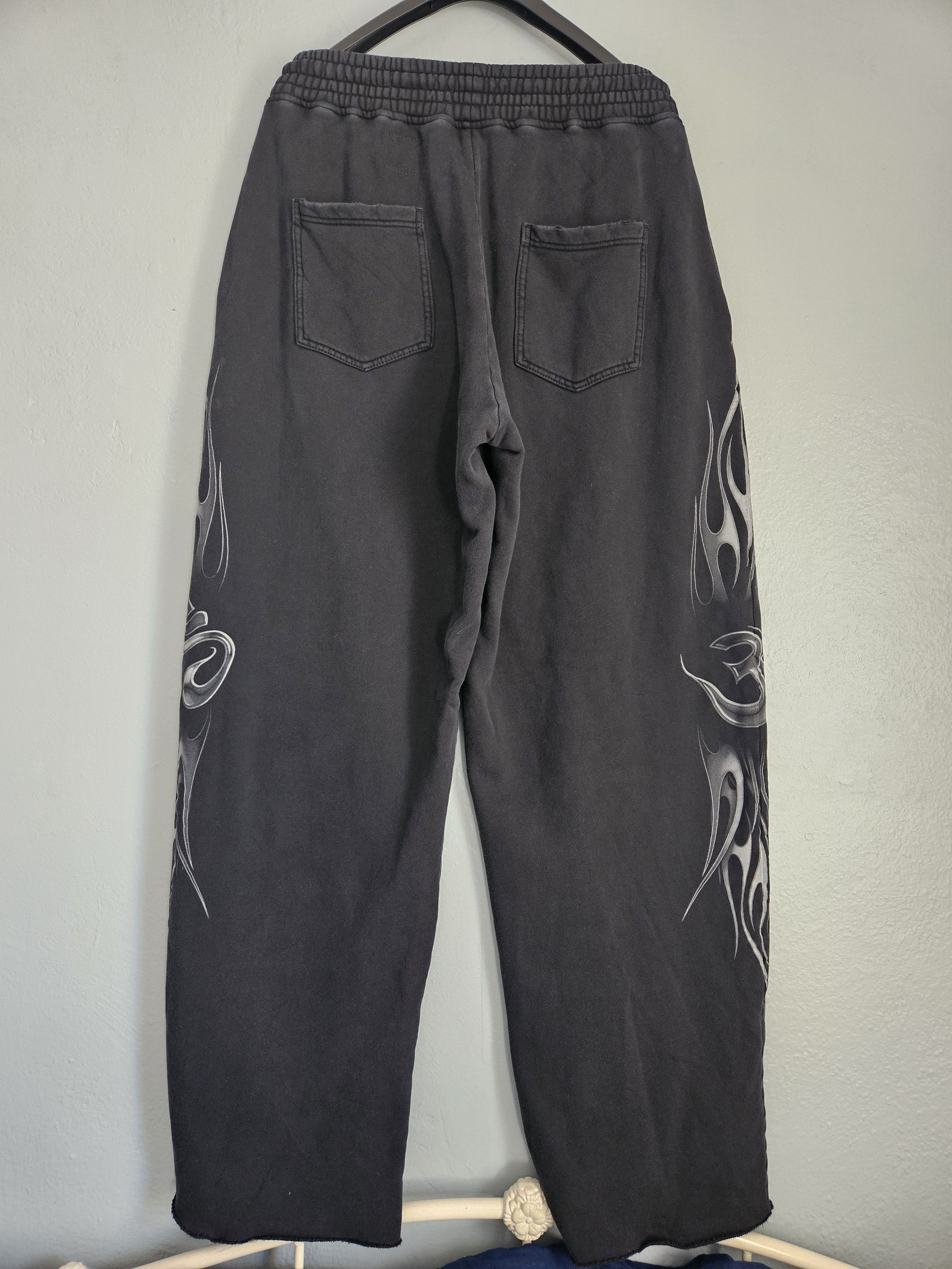 Complex × HELLSTAR ComplexCon x Hellstar Dark Ohm Oversized Black Sweatpants Size US 34 / EU 50 - 4 Thumbnail
