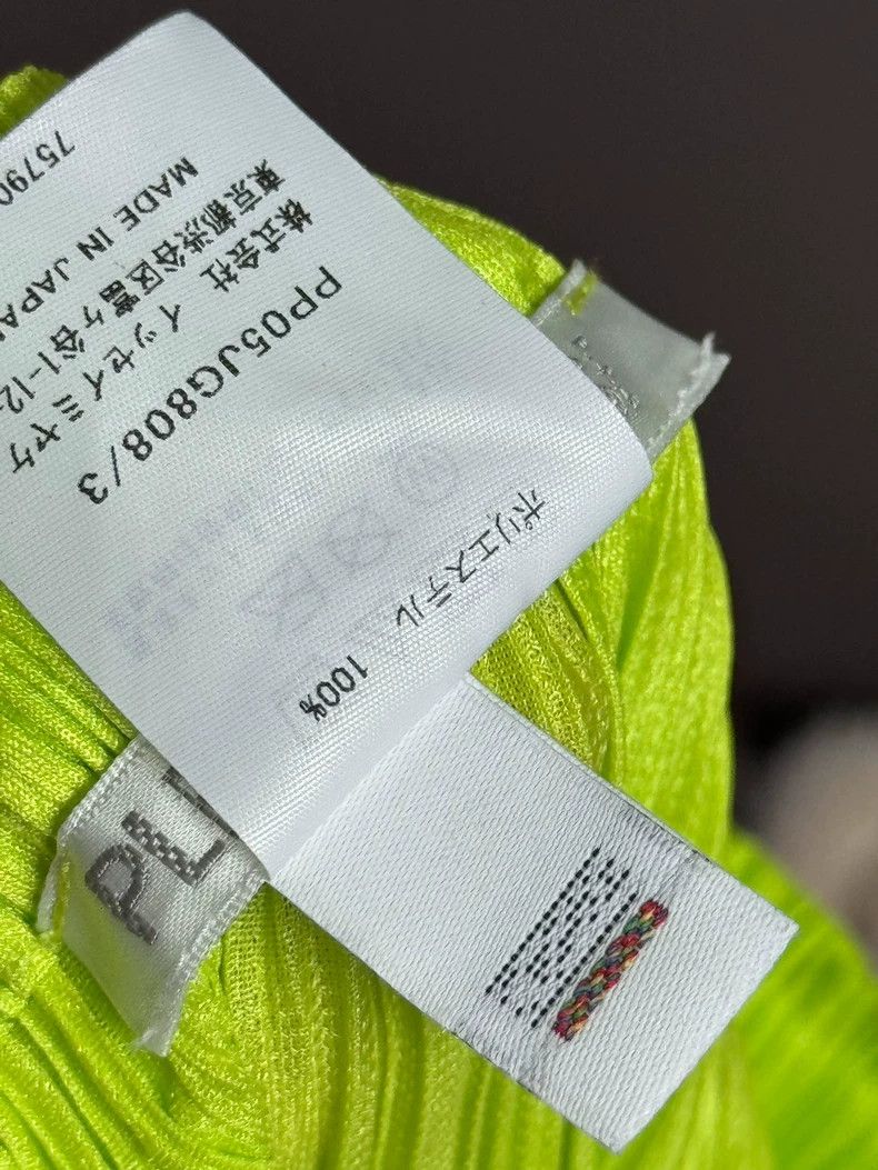 Issey Miyake Issey Miyake size:3 Fluorescent green pleated and colorful Size 22" - 4 Thumbnail