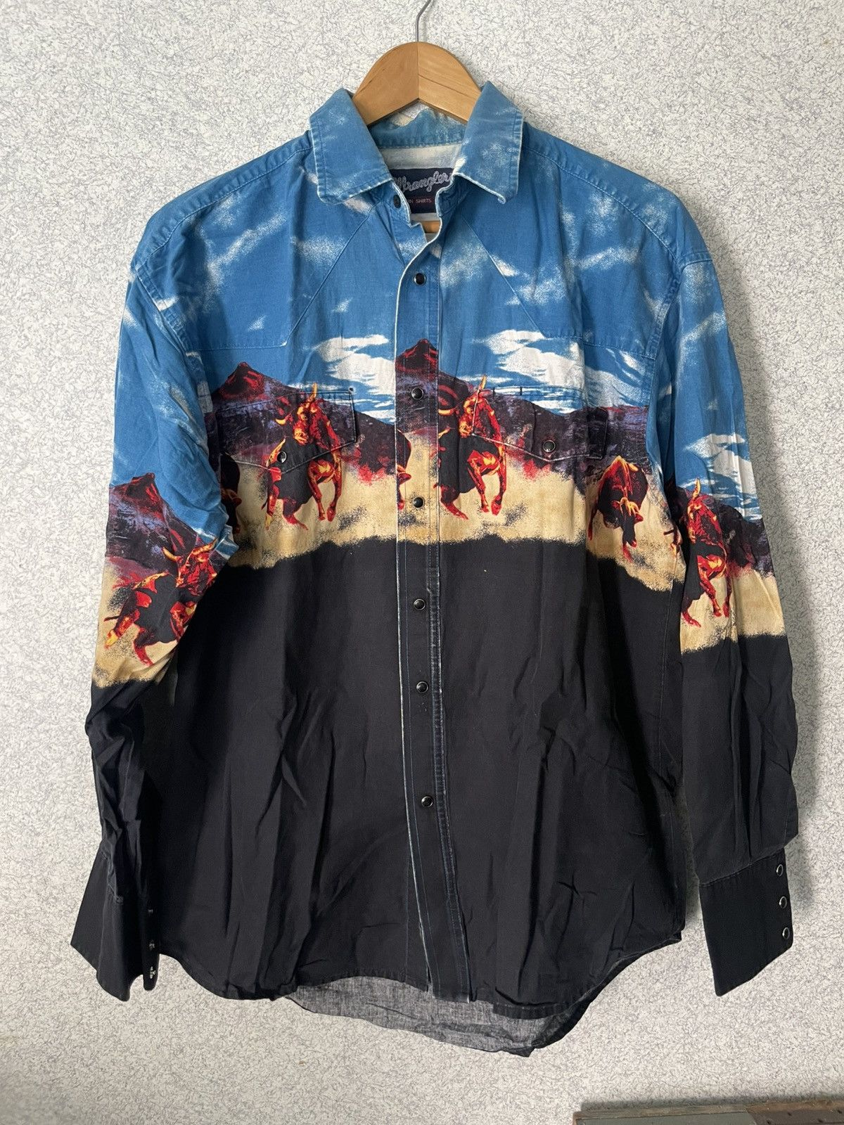 Cowboy Equipment Wrangler Animal Print Long Sleeve Casual Button-Down Shirts Size US XL / EU 56 / 4 - 1 Thumbnail
