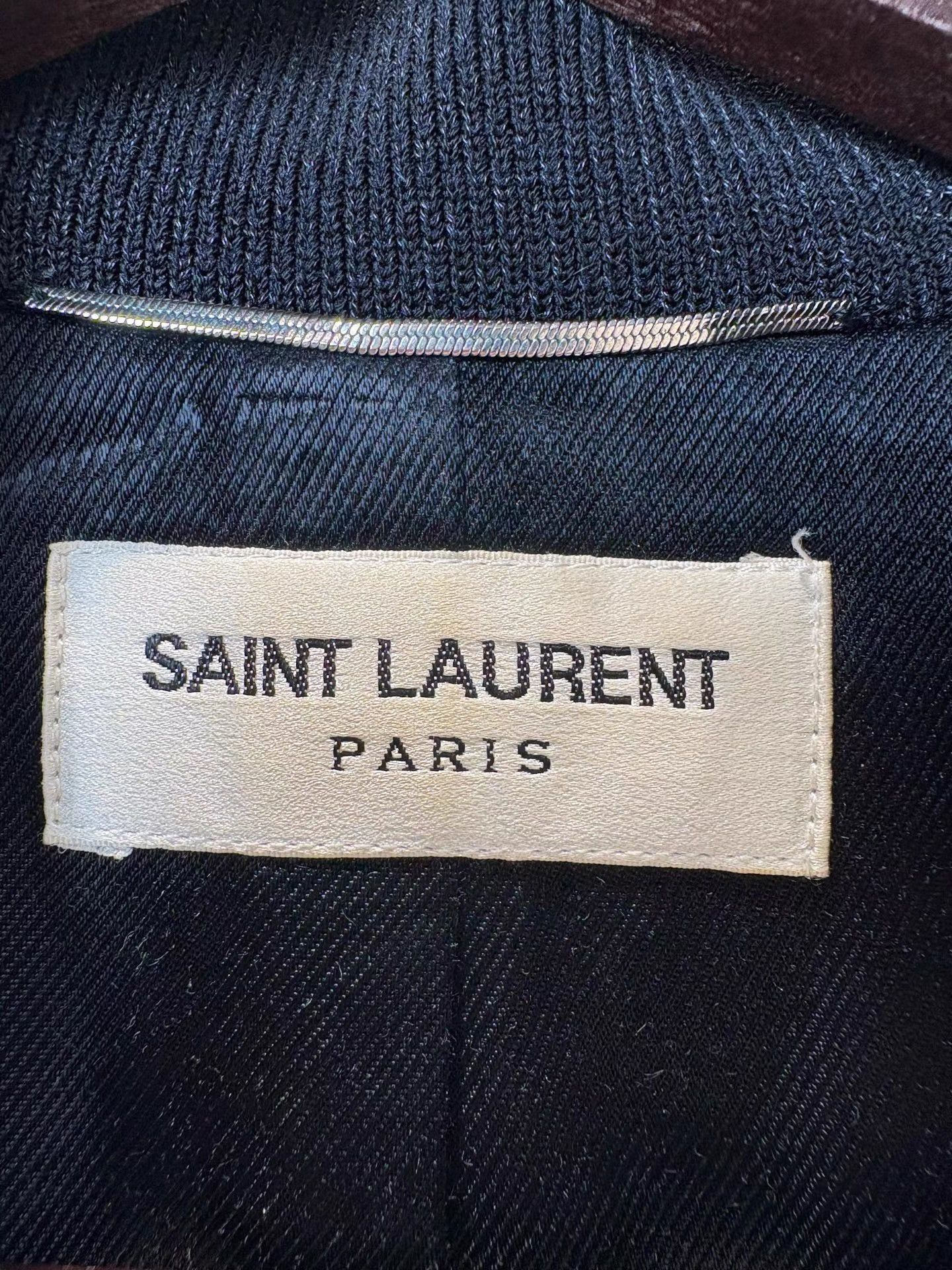 Saint Laurent Paris Saint Laurent Silk Shark Patch Runway Piece K36 Size US M / EU 48-50 / 2 - 3 Thumbnail