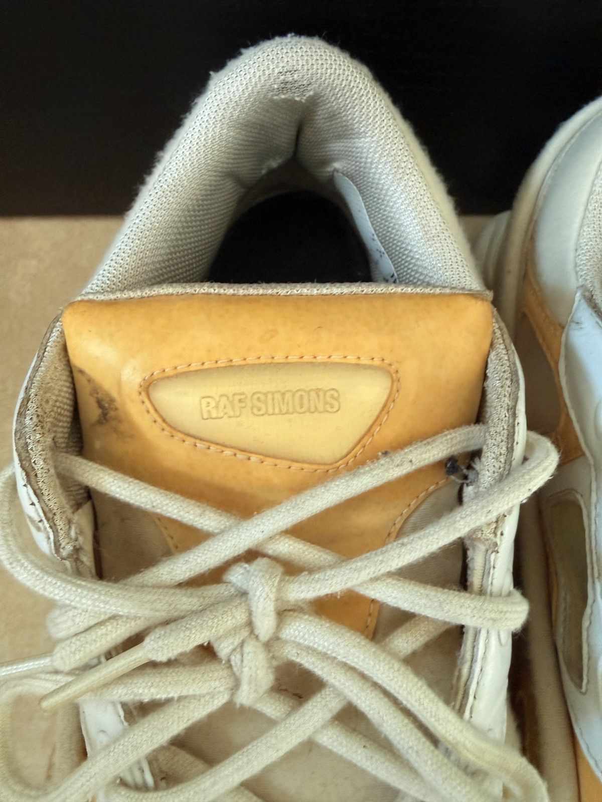 Adidas × Raf Simons Raf Simons Ozweegos Size US 10 / EU 43 - 2 Thumbnail