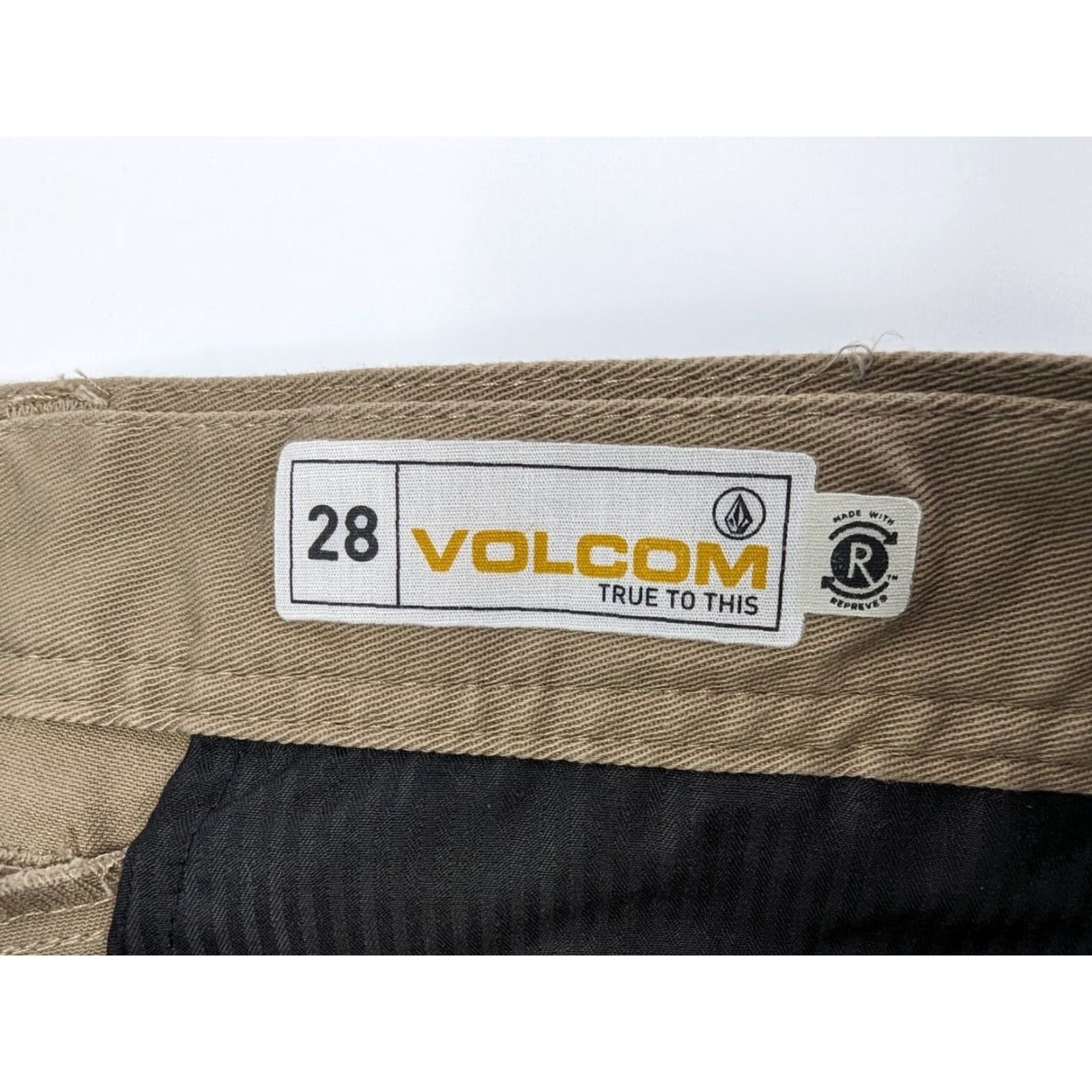 Volcom Volcom Chino Shorts Mens 28 Flat Front Brown Twill Cotton Blend Pockets Casual Regular Flat Front A0911601 Size US 28 / EU 44 - 7 Thumbnail