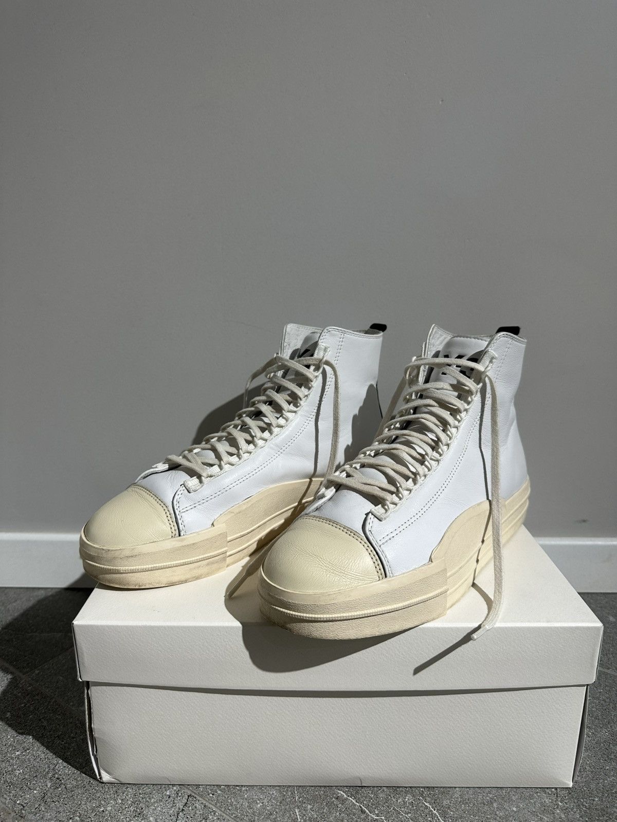 新品 箱付袋付 Yohji Yamamoto adidas YUBEN MID Adidas × Y-3 × Yohji Yamamoto Y-3 Yuben Mid Core White | Grailed