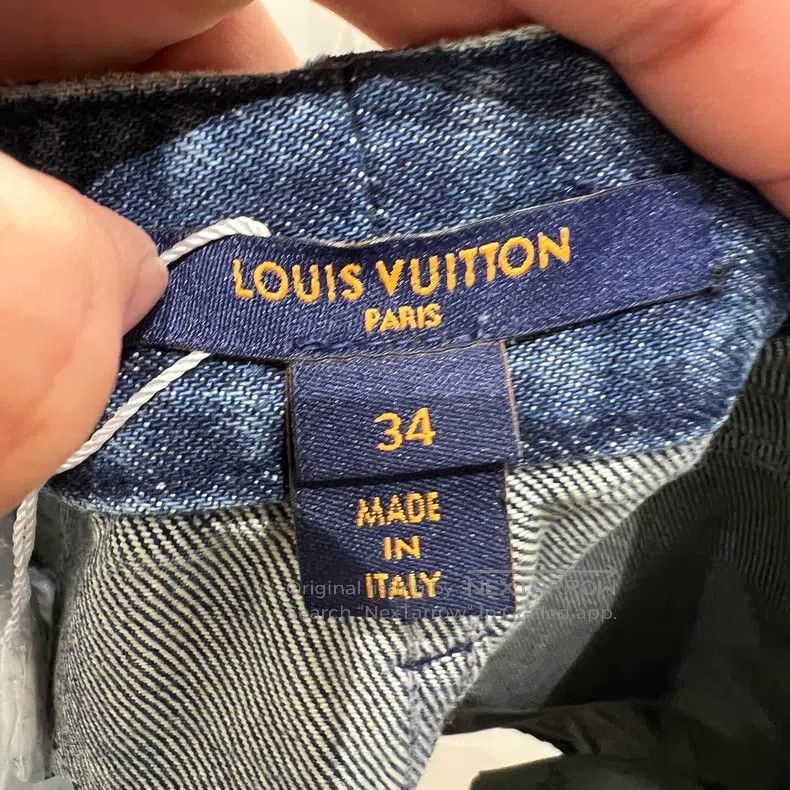 Louis Vuitton Louis Vuitton Logo washed high-waisted denim shorts Size US 34 / EU 50 - 3 Thumbnail