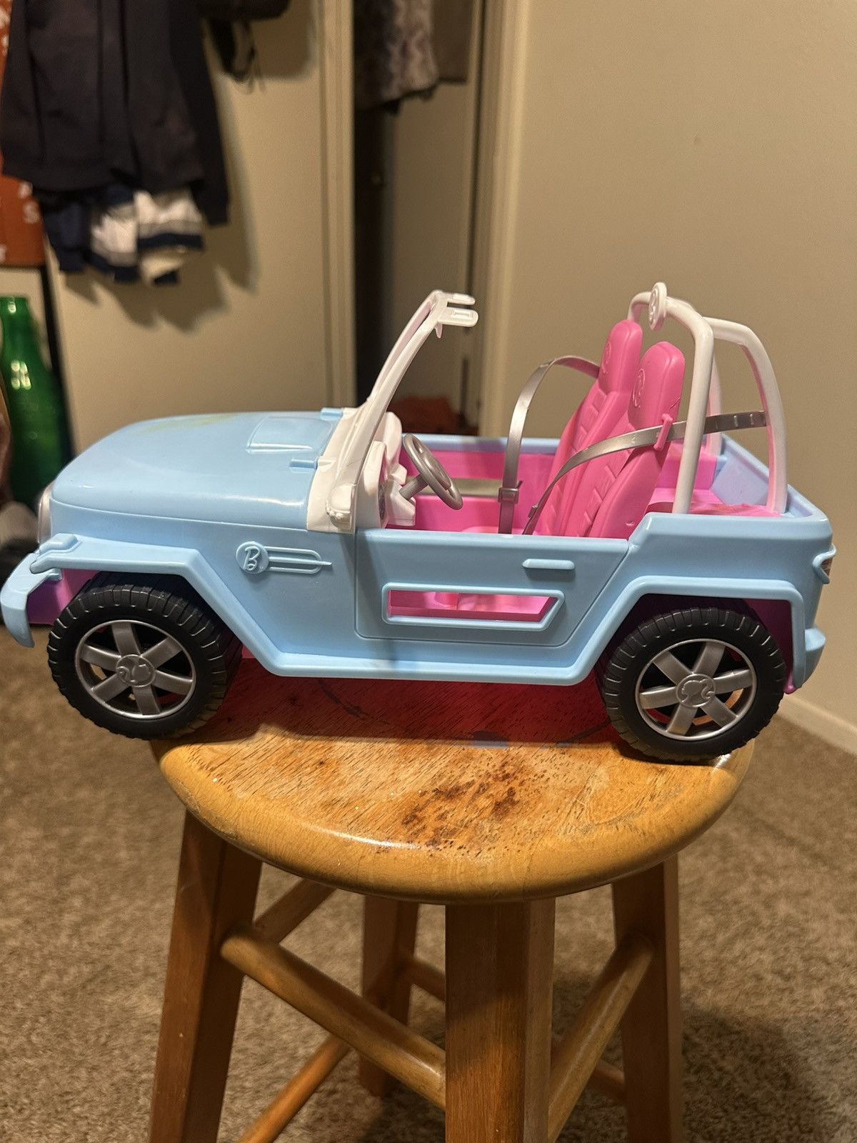 Jeep Vintage Barbie Jeep beach cruiser 90s Size US L / EU 52-54 / 3 - 4 Thumbnail
