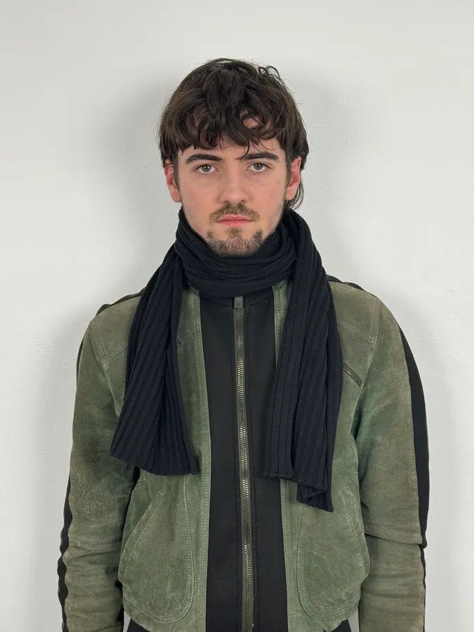 Dolce & Gabbana 1990s Dolce & Gabbana Black Wool Scarf Size ONE SIZE - 2 Thumbnail