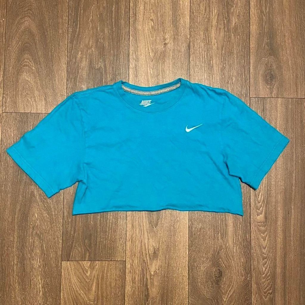 Nike Nike teal cropped tee size S Size S / US 4 / IT 40 - 1 Thumbnail