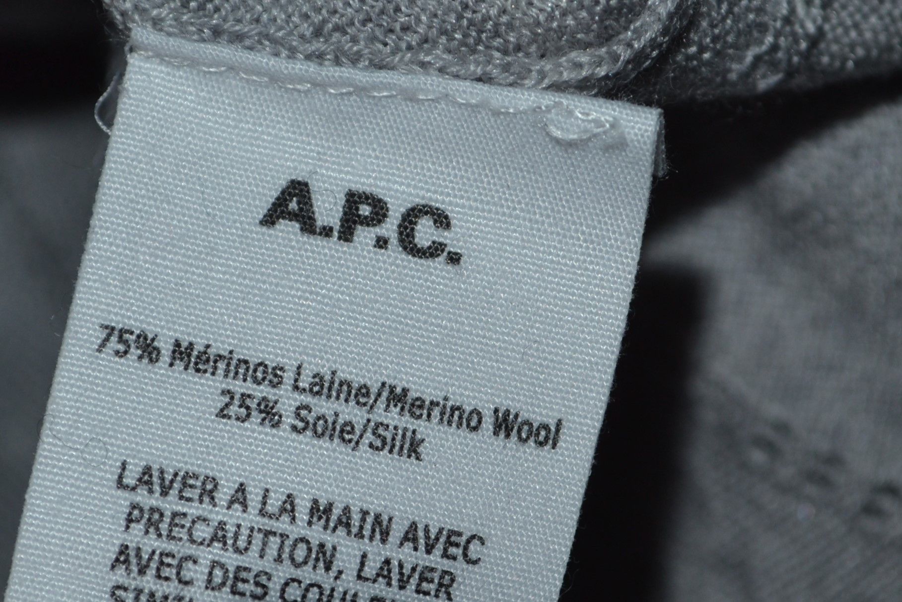 A.P.C. A.P.C. Women's M size Silk and Wool Sweater Size M / US 6-8 / IT 42-44 - 7 Thumbnail
